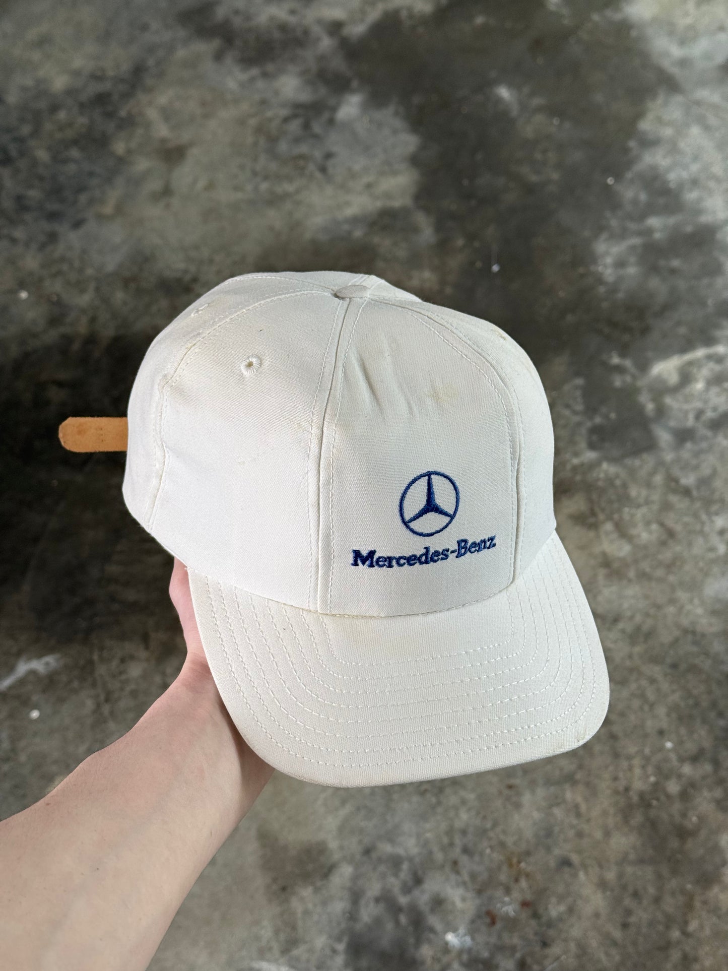 (OS) Vintage Mercedes-Benz Hat