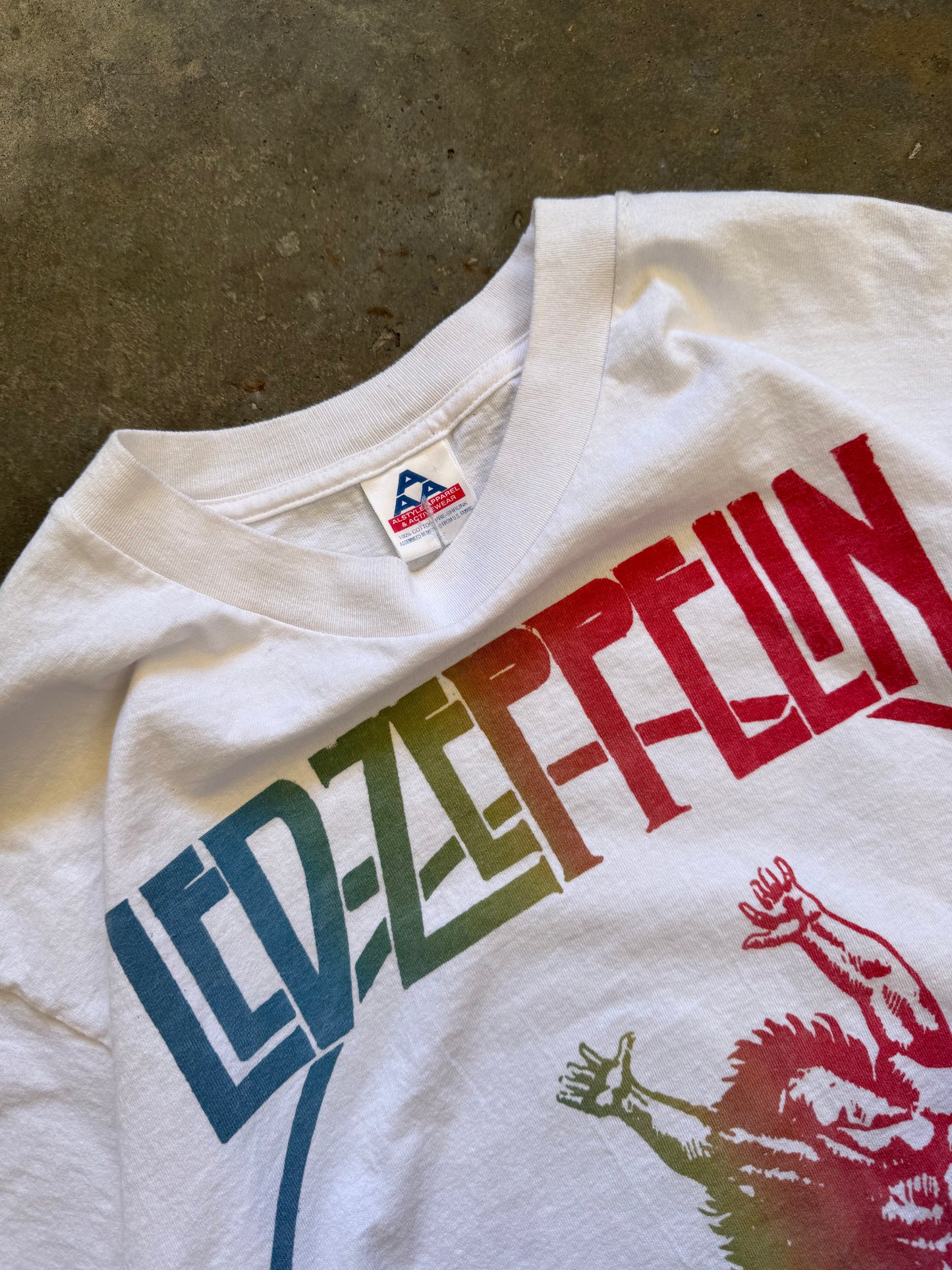 (XL) 2000 Led Zepplin Band Tee