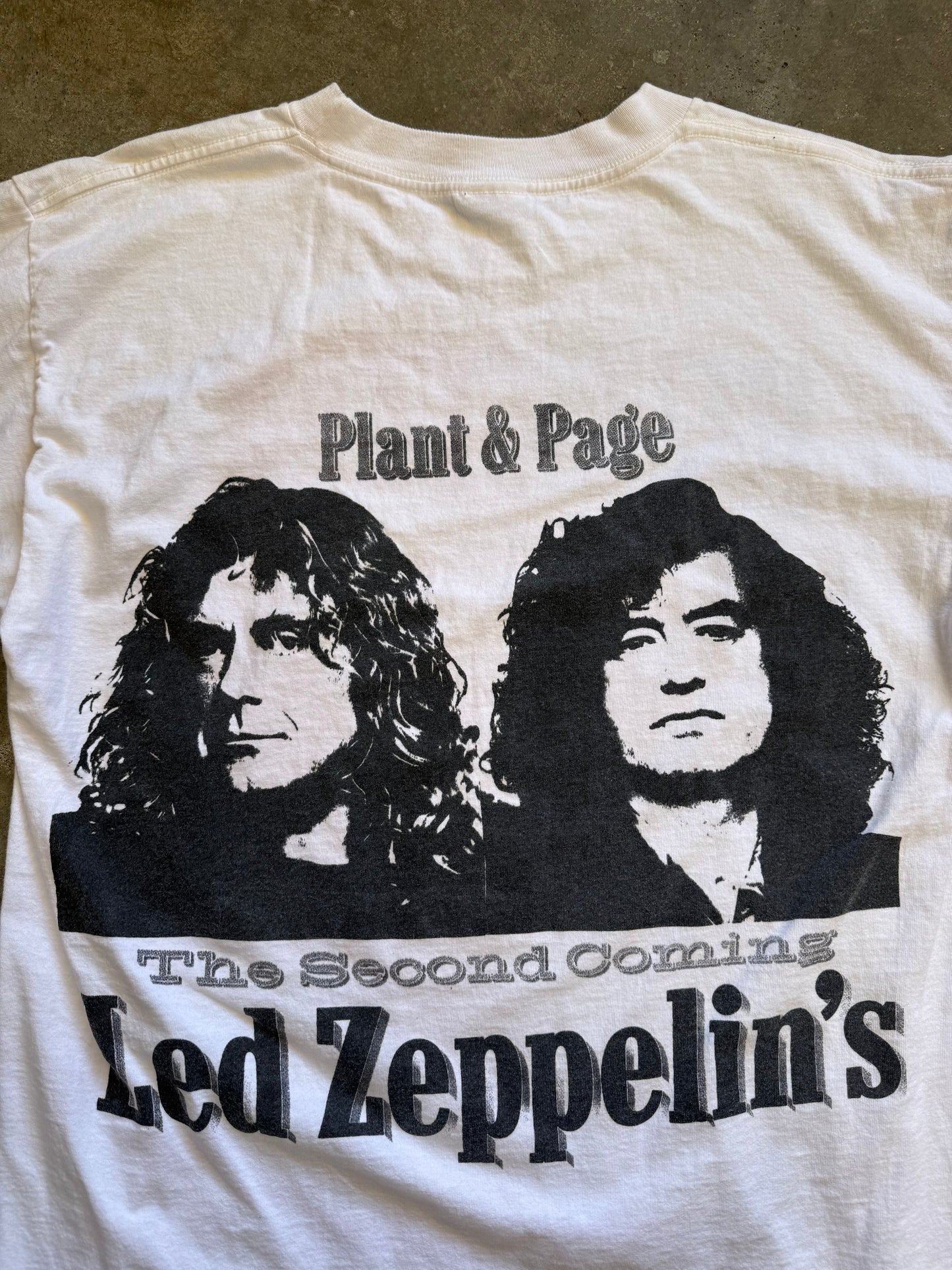(XL) 2000 Led Zepplin Band Tee