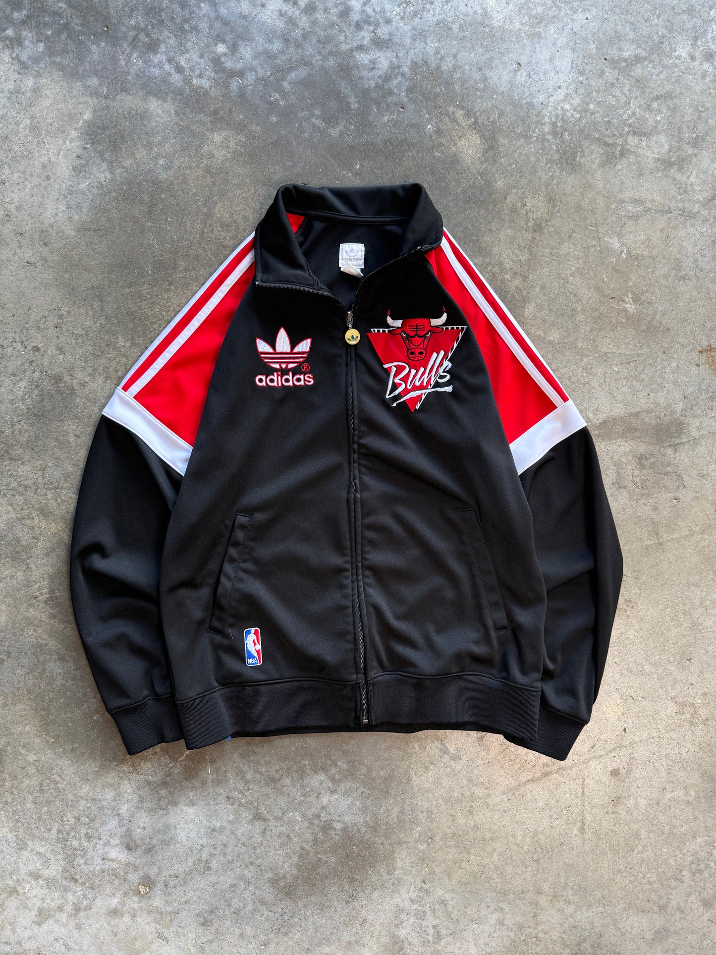 (S) Vintage Bulls Zip-Up