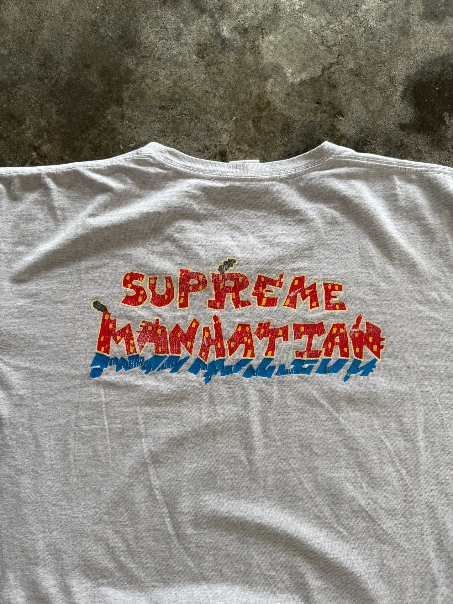 (XL) Supreme Manhattan Tee