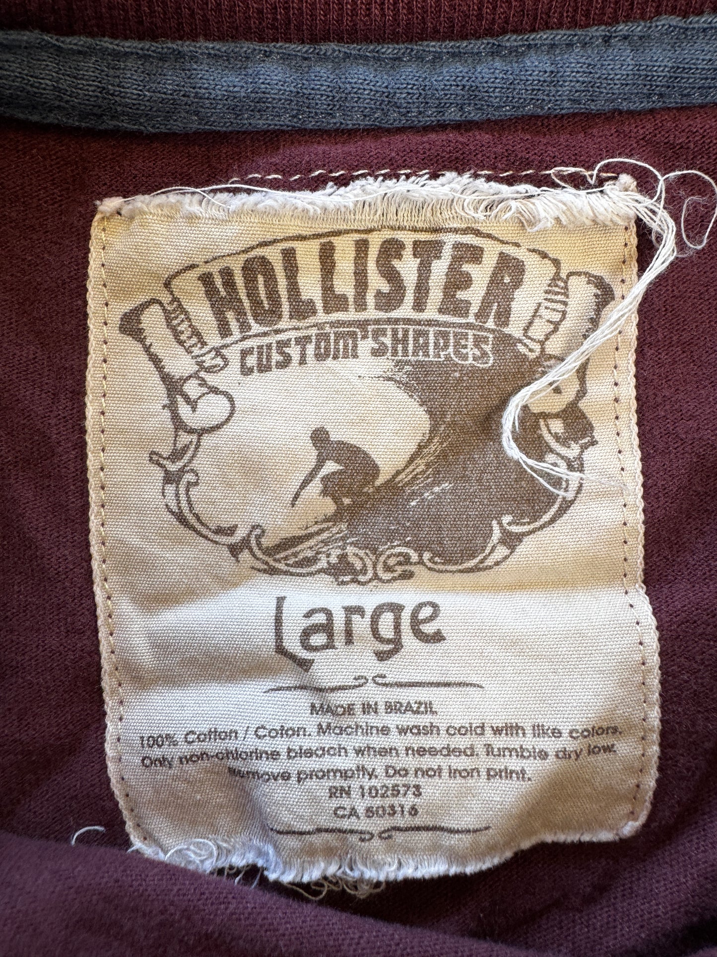 (L) 00s Hollister Tee