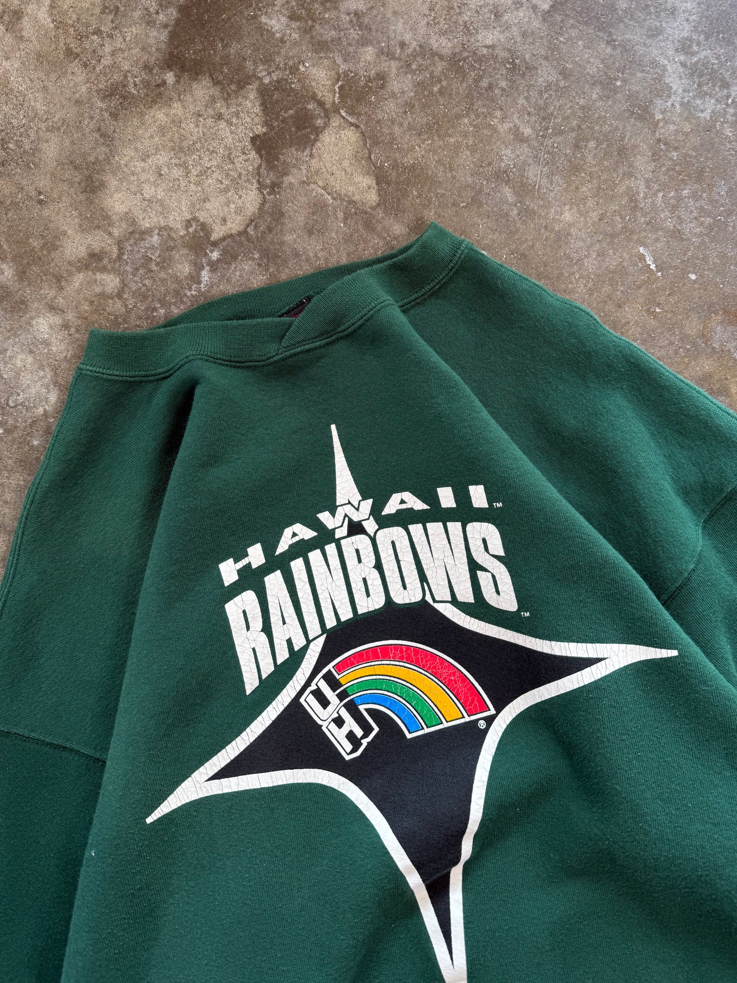 (L) Vintage Hawaii Rainbows Sweatshirt