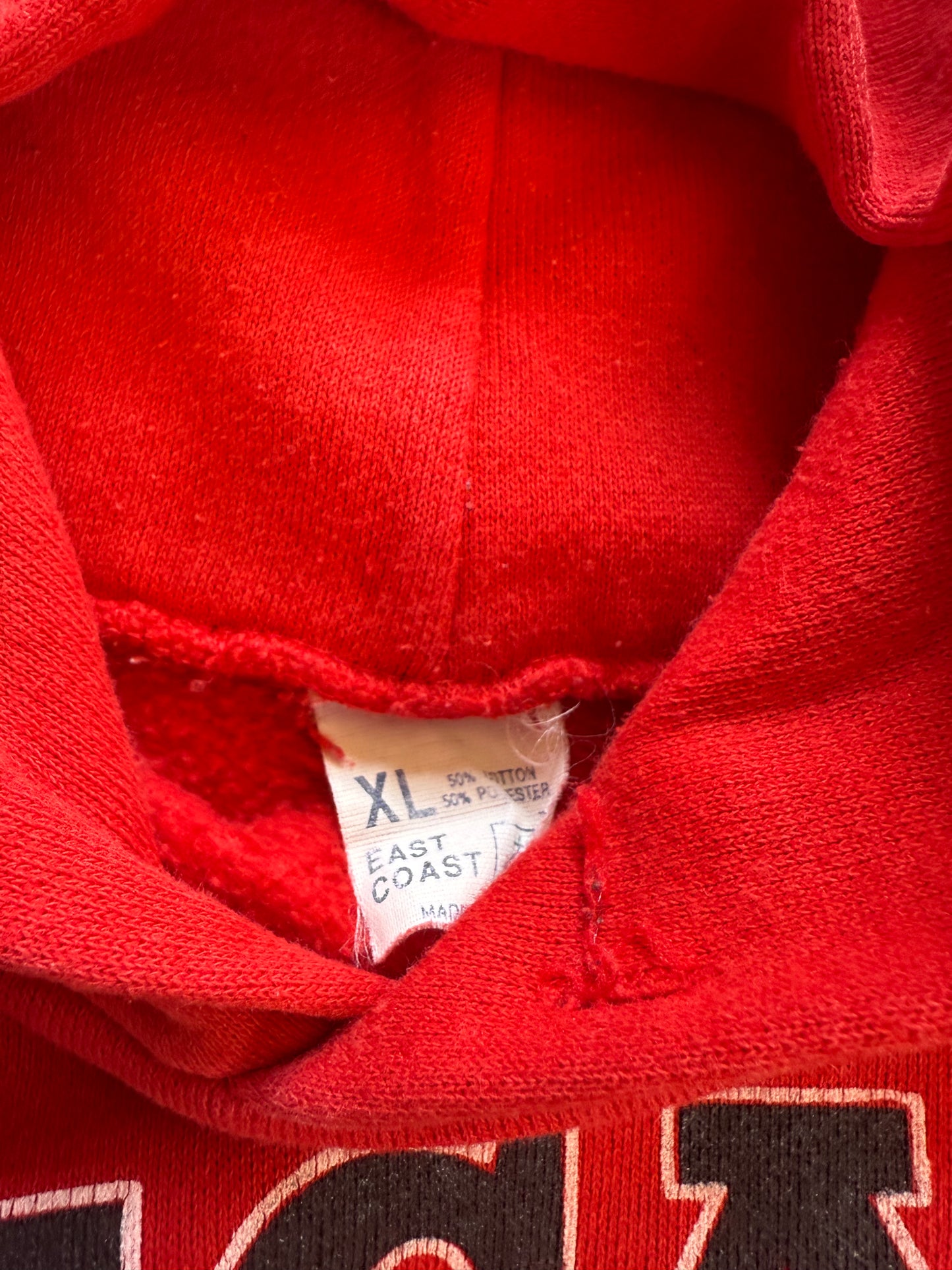 (XL) Vintage Bulls Hoodie