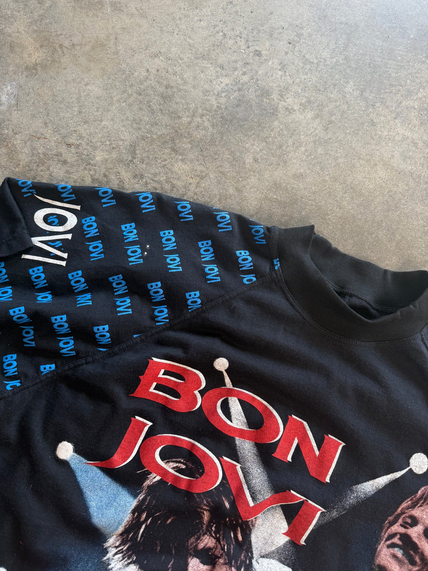 (L) 00s Bon Jovi Tee