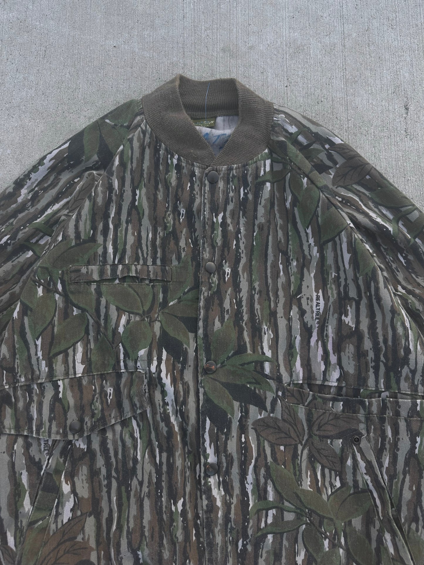 (L) Vintage 90s Camo Button Down Jacket