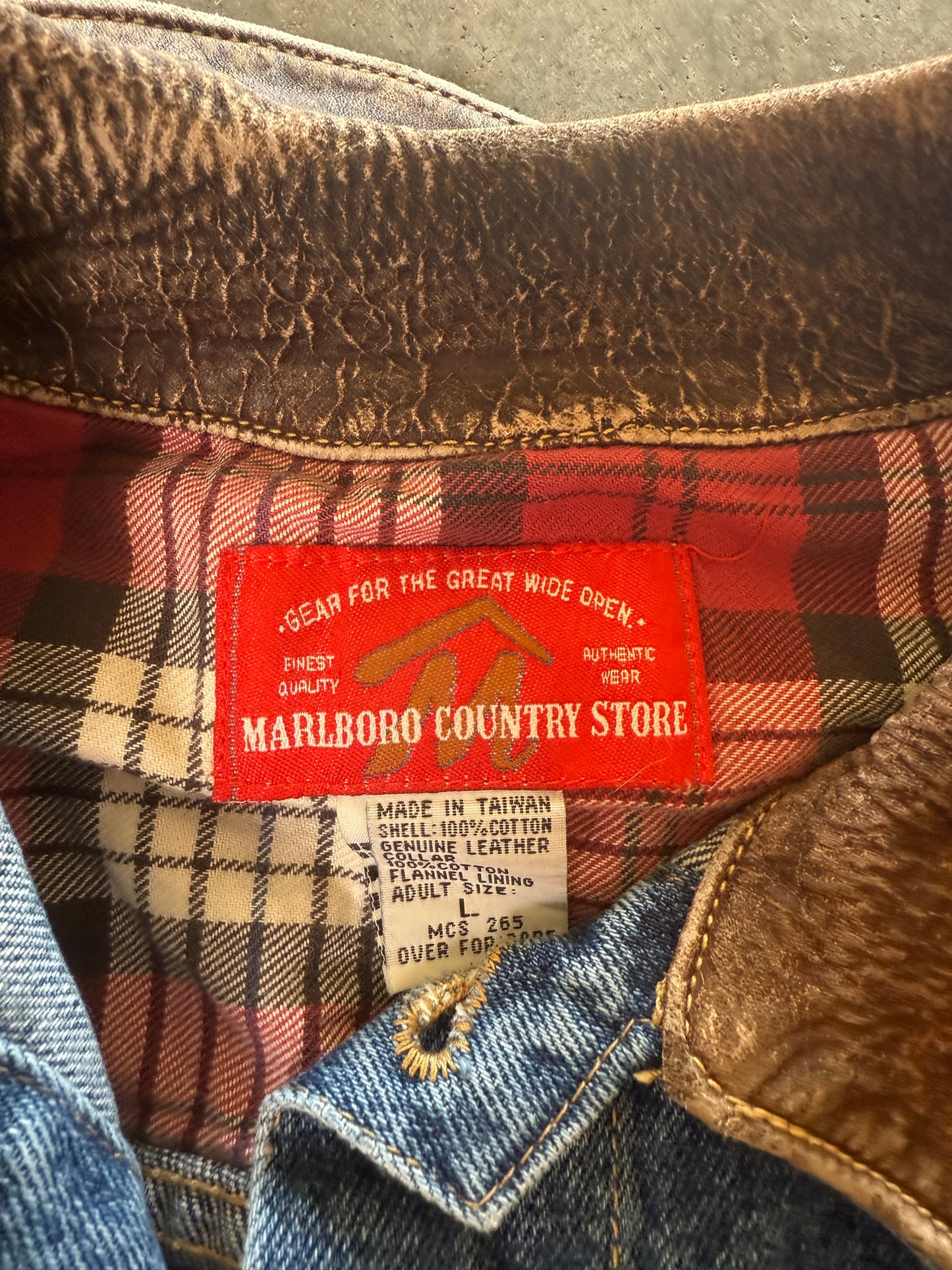 (L) Vintage Marlboro Denim Jacket