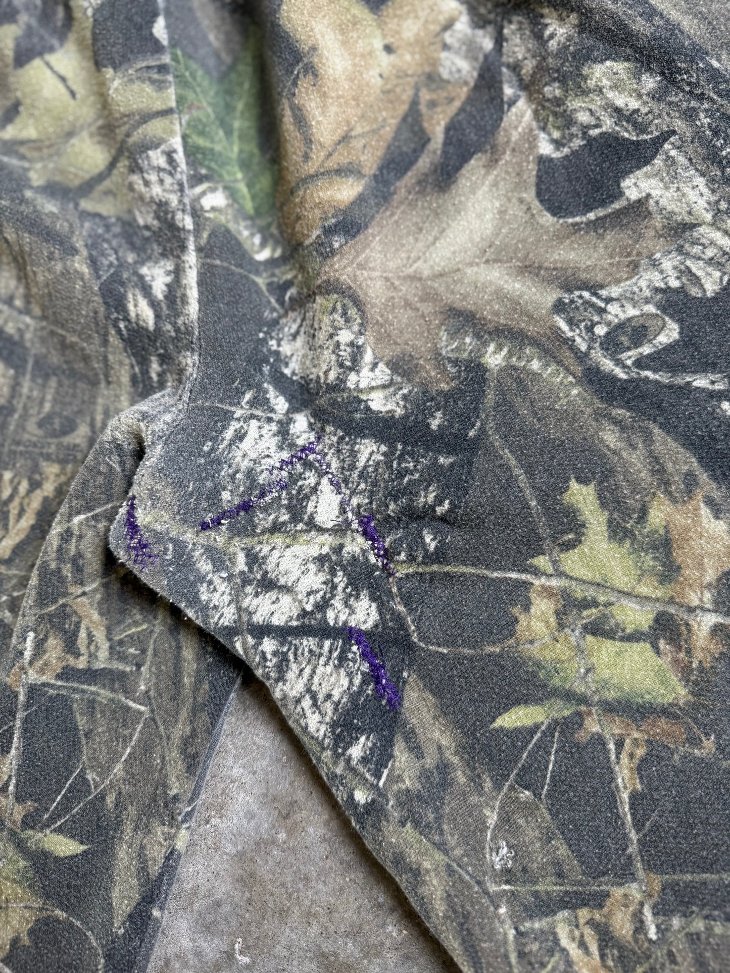 (XL) Vintage 90s Camo Sweatpants