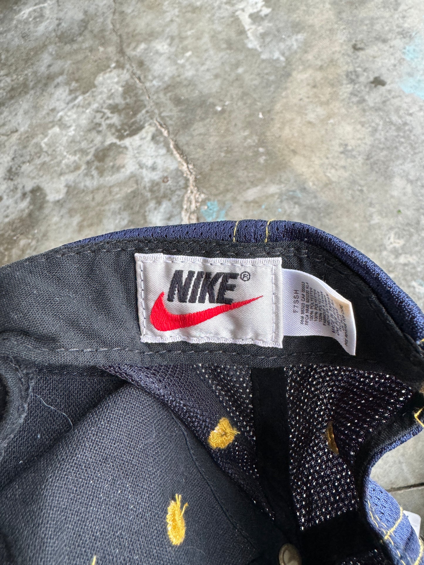 (OS) Vintage Nike Hat