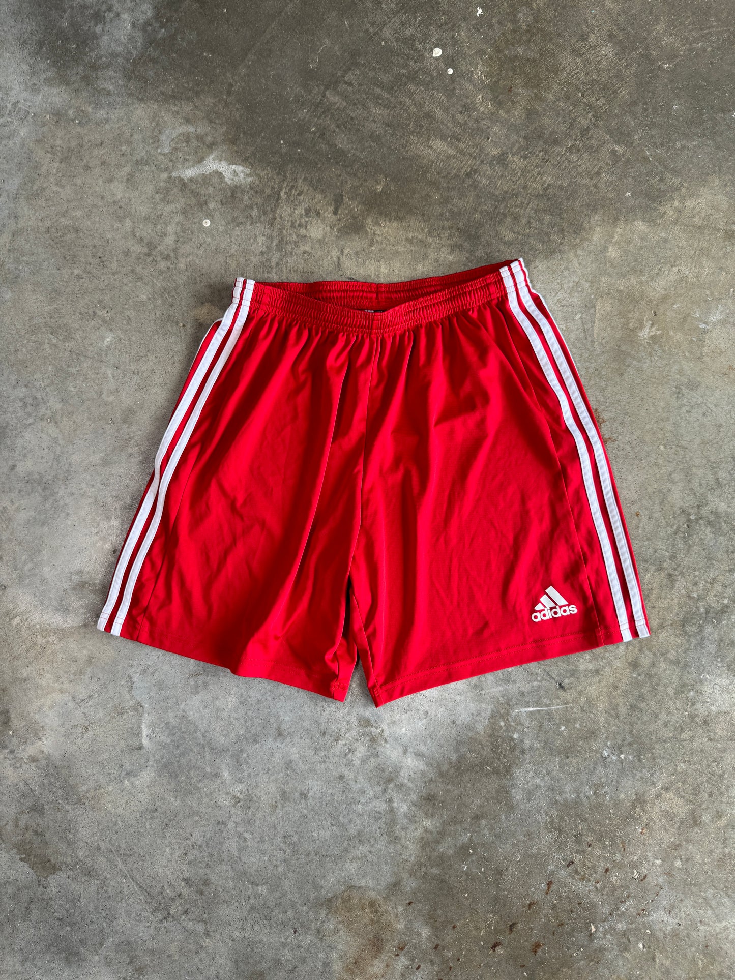 (L) Adidas Shorts