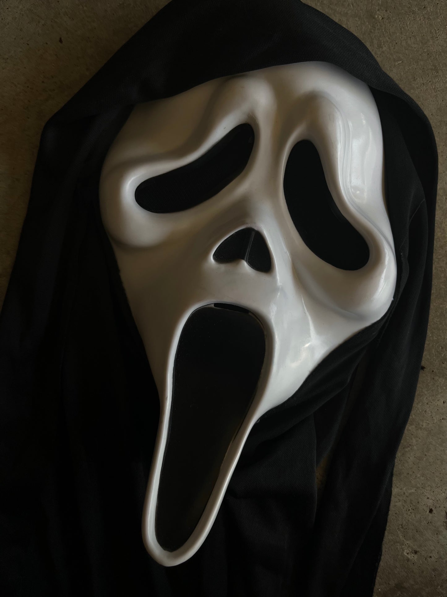 (OS) 00s Scream Mask