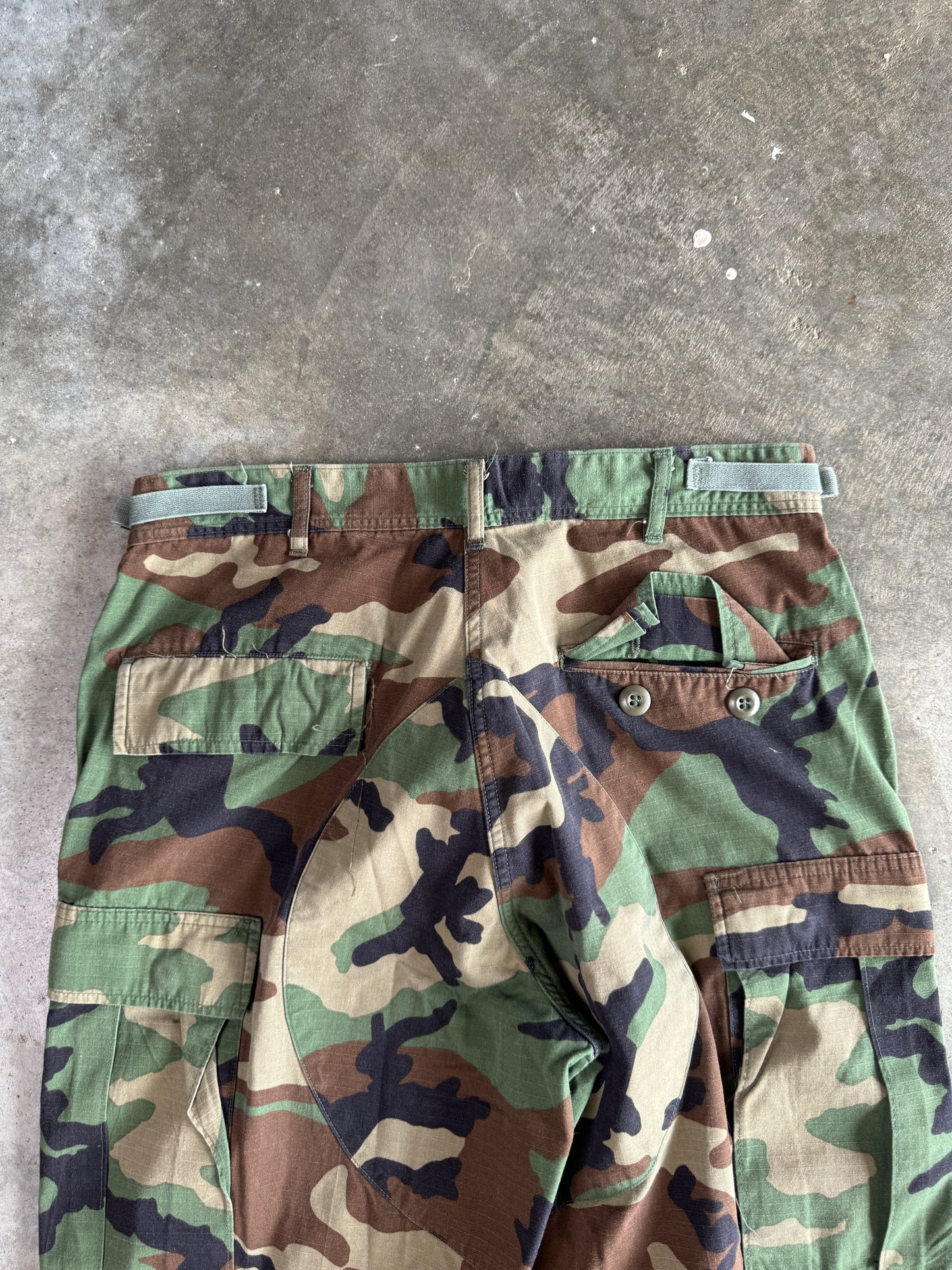 (M) Camo Cargo Pants