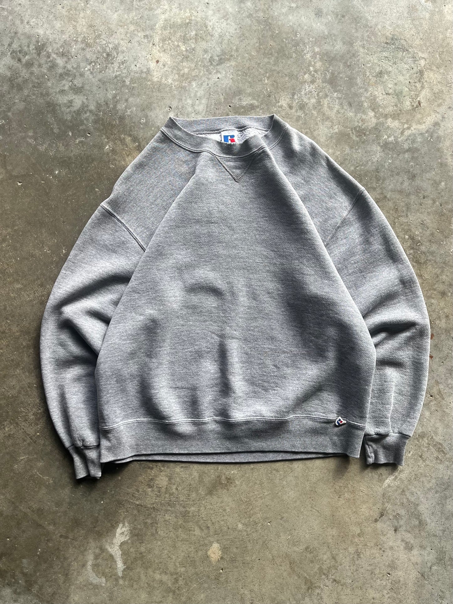 (XL) Vintage Russell Athletic Sweatshirt