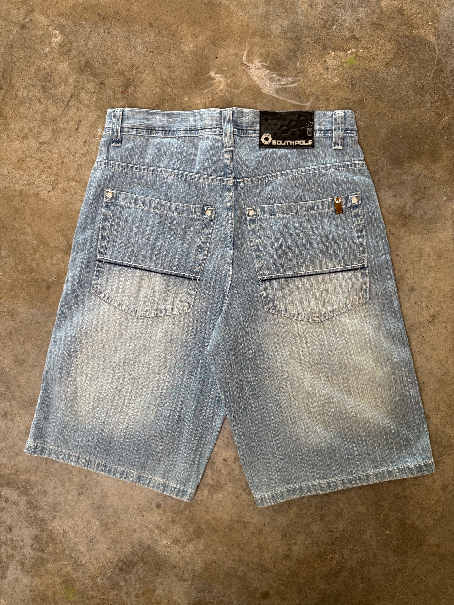 (32) Southpole Denim Jorts