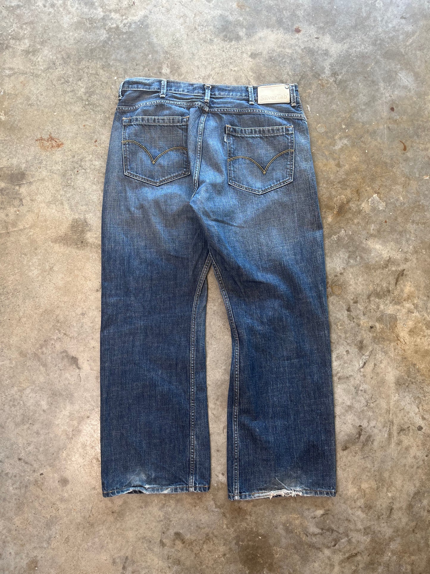 (38 x 32) Levi SilverTab Denim Jeans