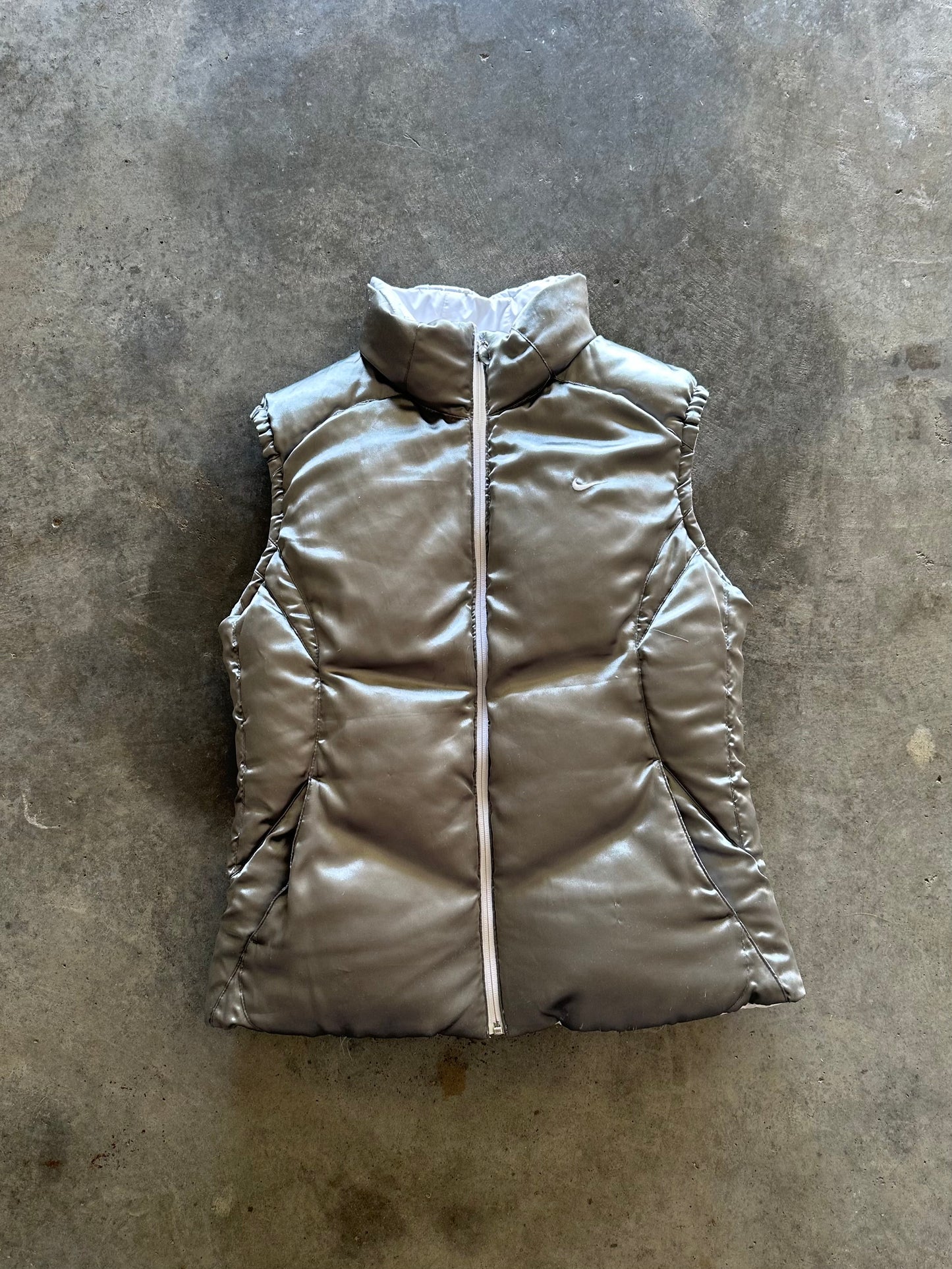 (M) 00s Nike Reversible Wmns Puffer Vest