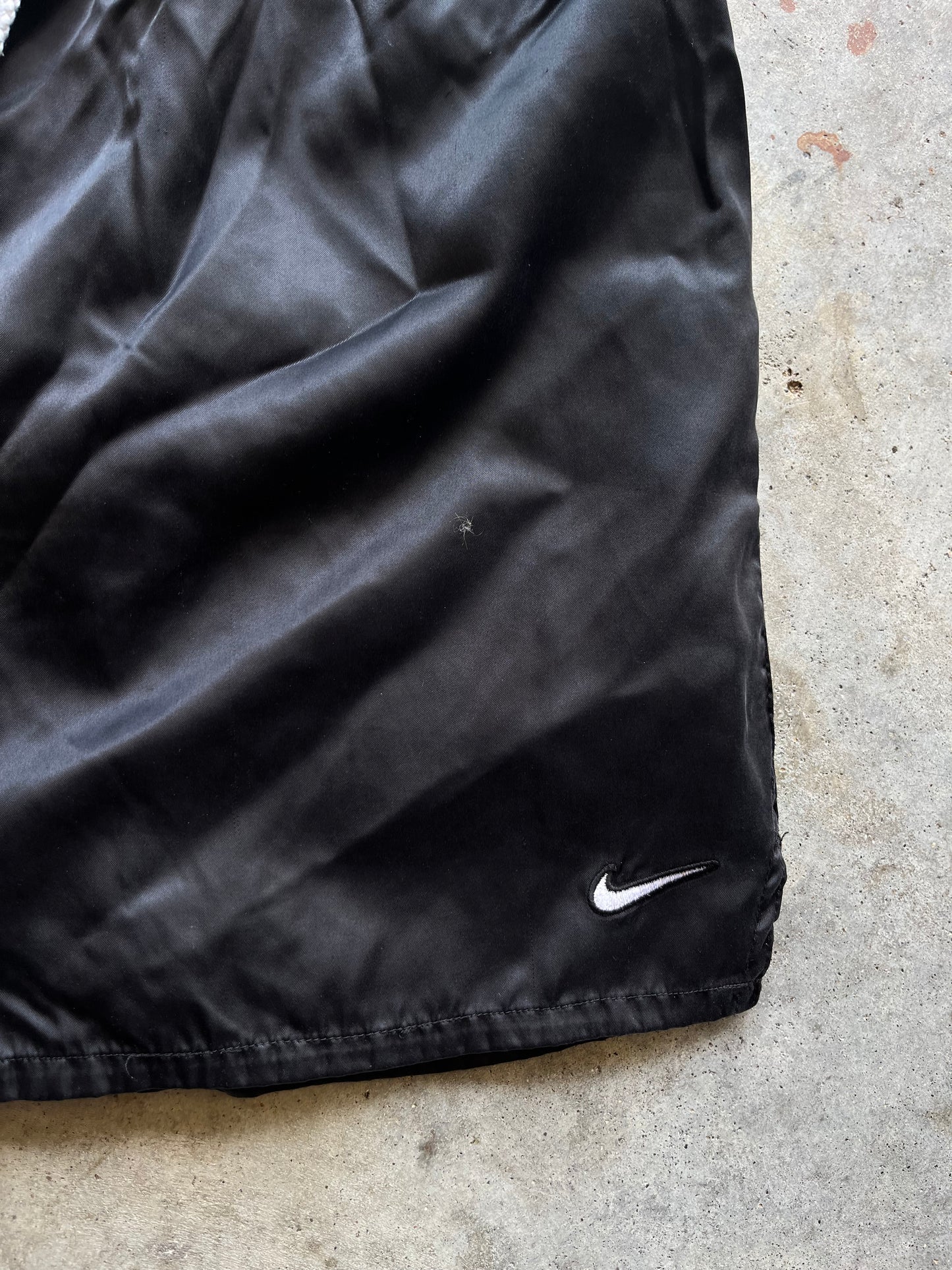 (XL) Nike Nylon Shorts