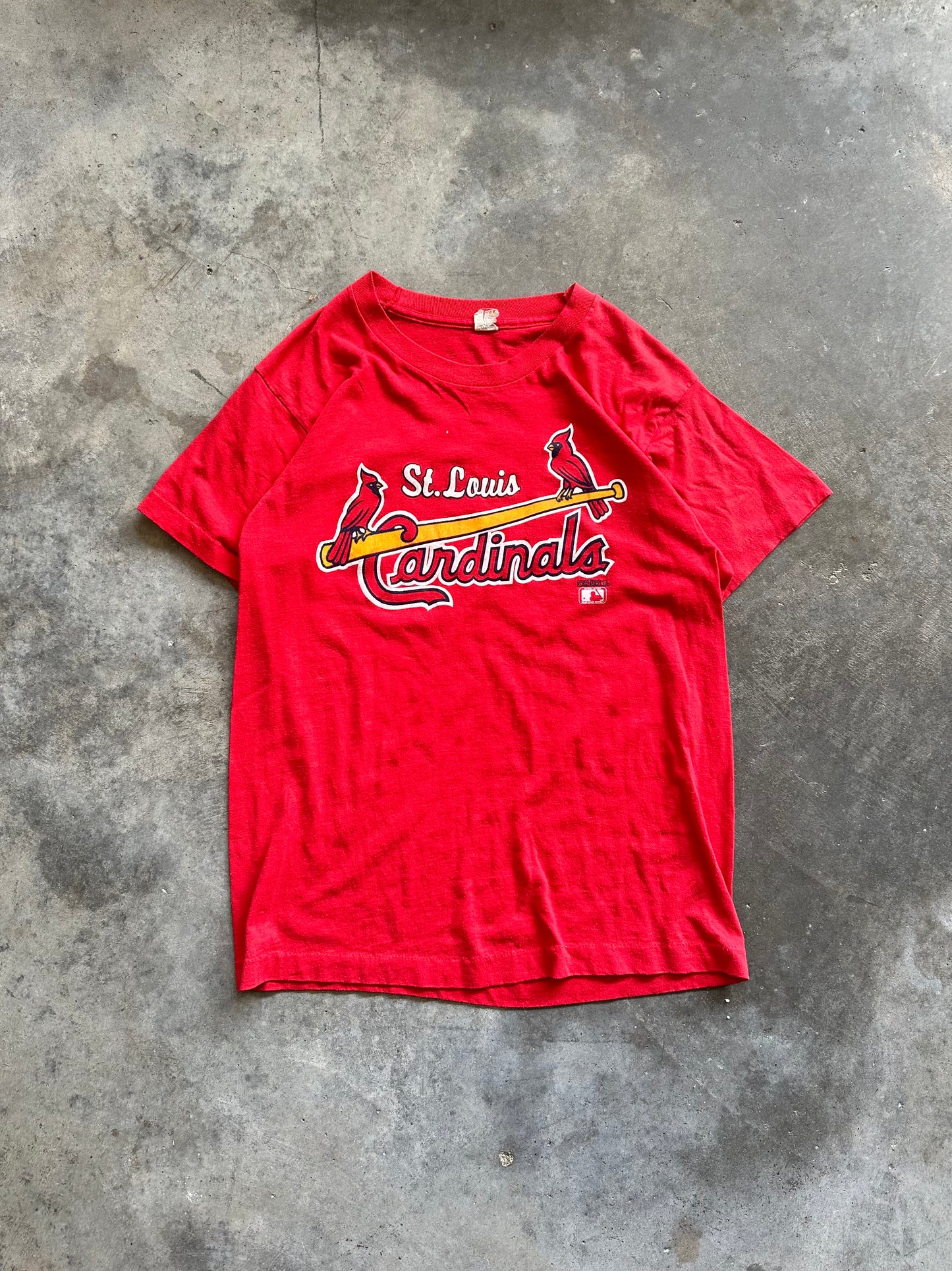 (L) Vintage STL. Cardinals Tee