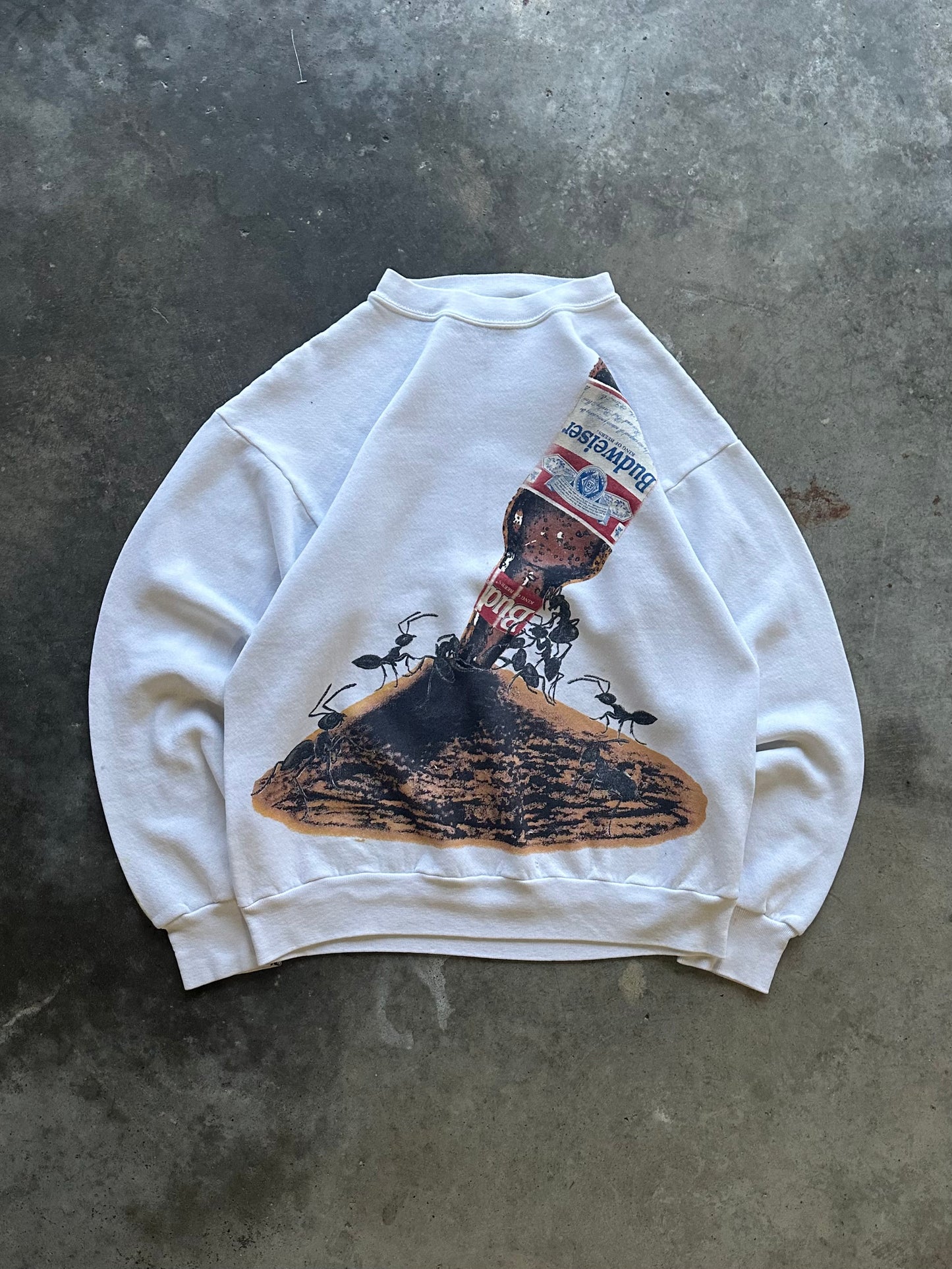 (L) 1995 Budweiser Ant Hill Sweatshirt