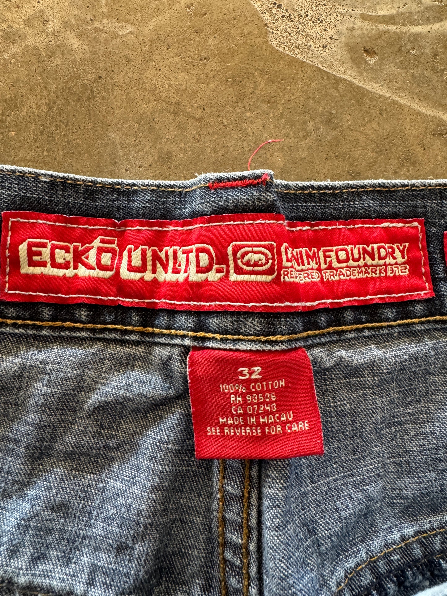 (32) Ecko Unltd Denim Jorts