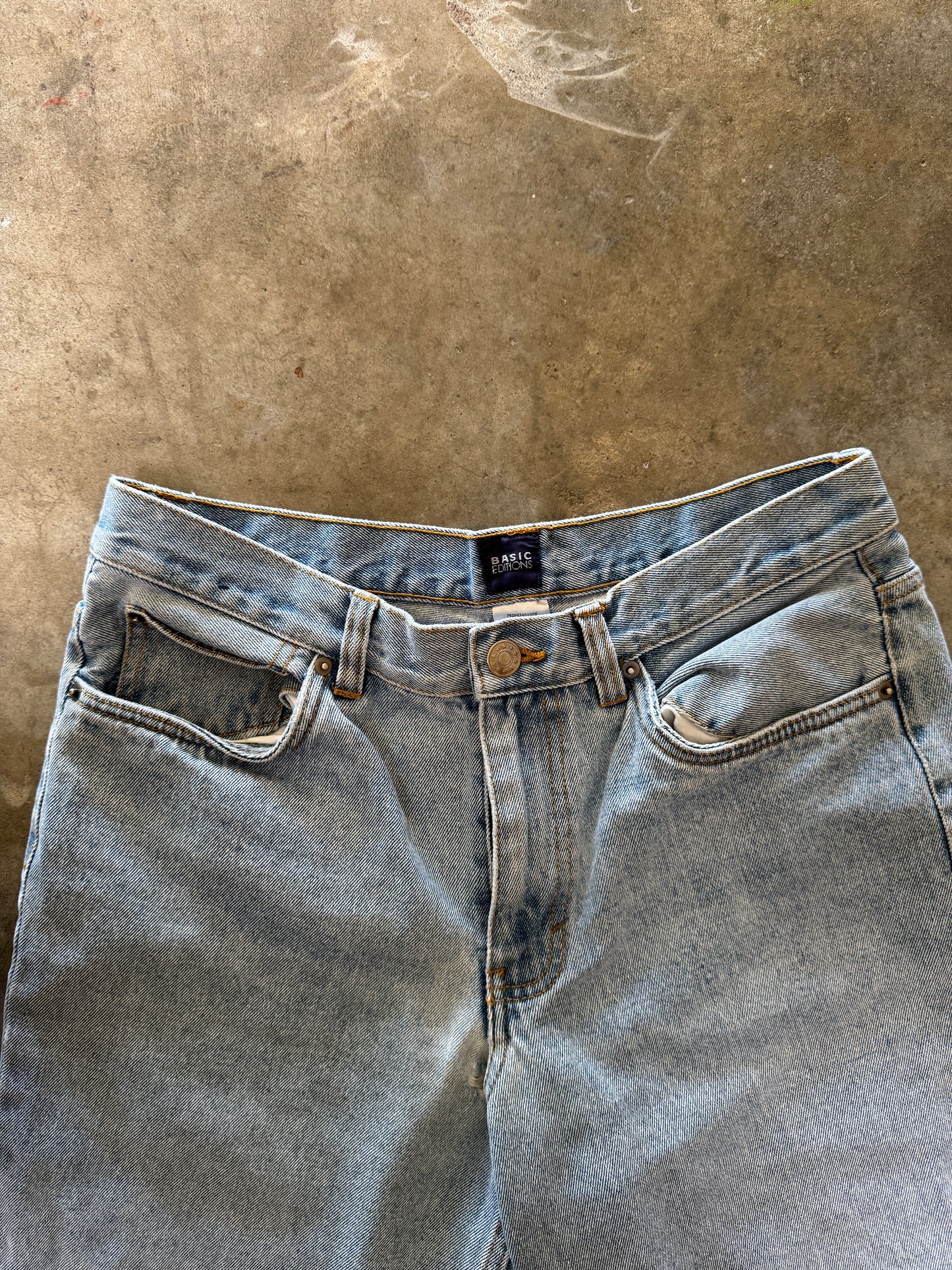 (32) Basic Editions Denim Jorts