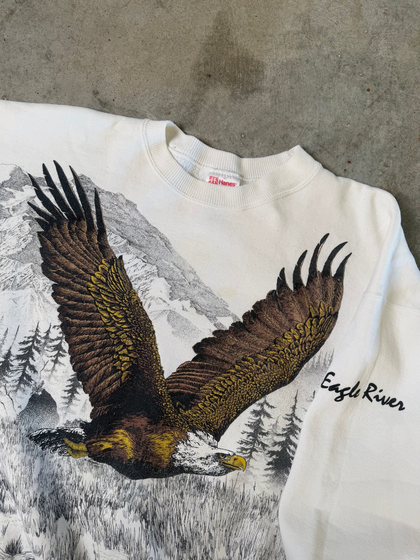 (L) Vintage Eagle Wrap-Around Sweatshirt