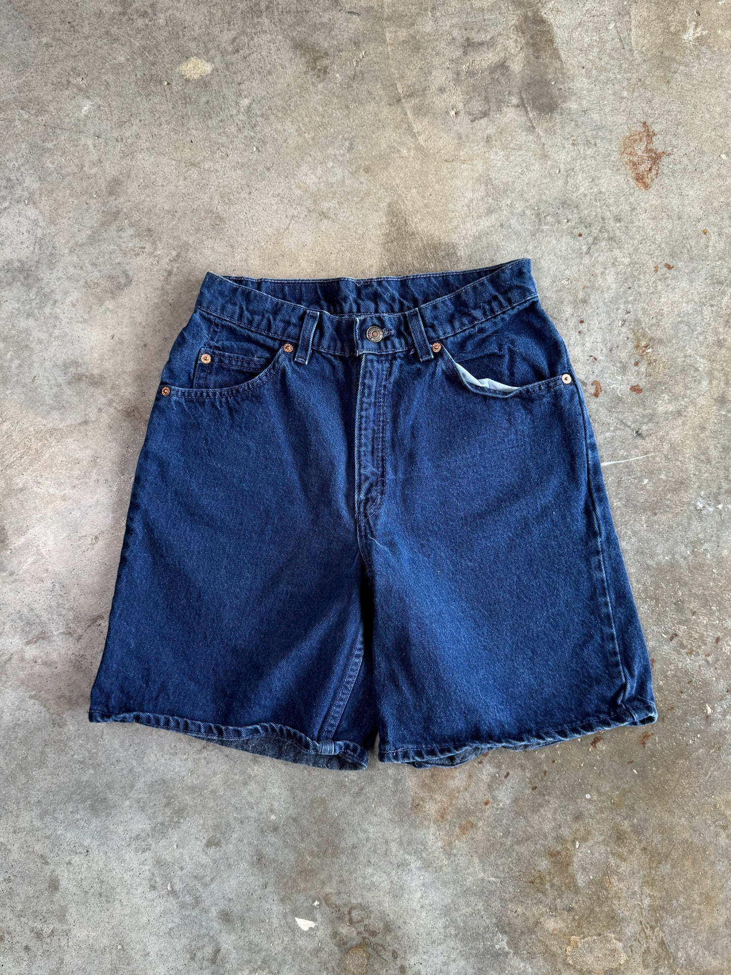 (7) Levi Denim Shorts