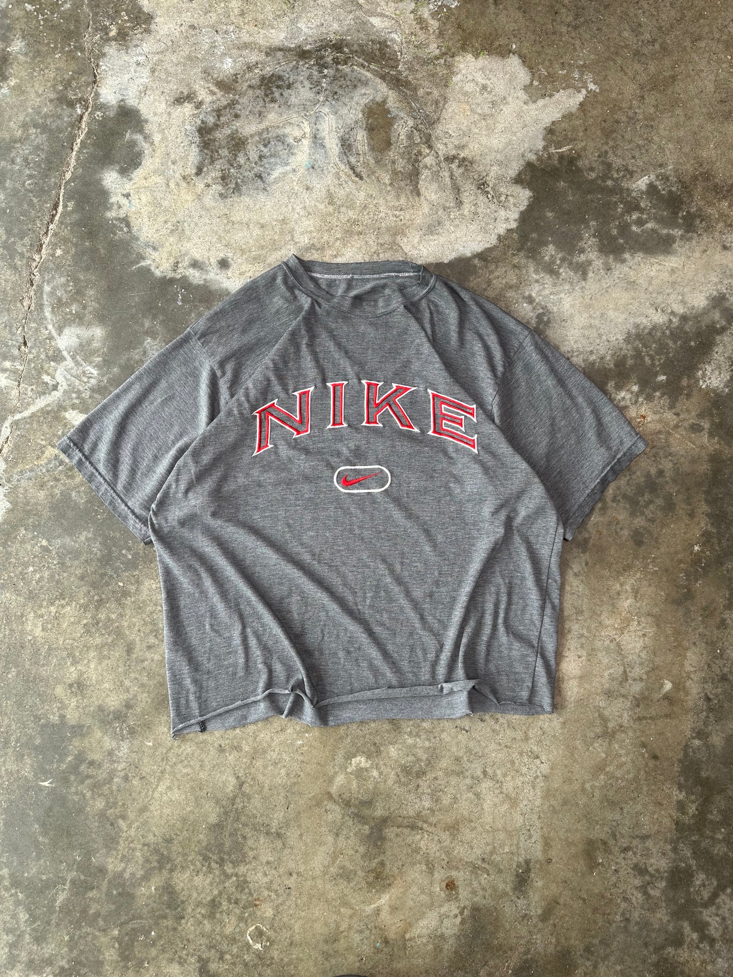 (XL) 00s Nike Cropped Tee