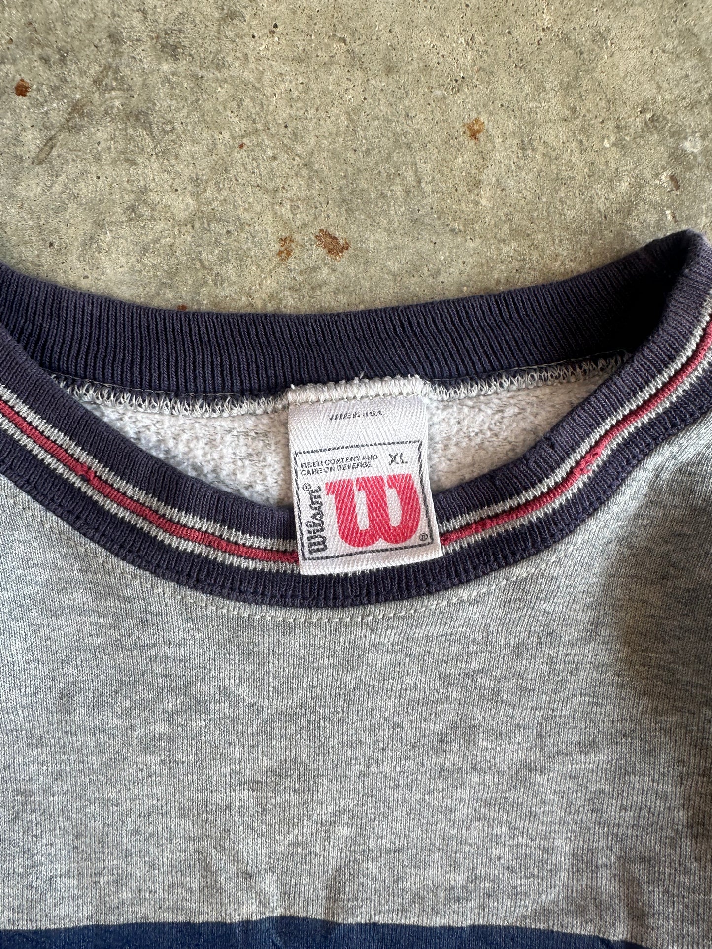 (XL) Vintage Tommy Hilfiger Sweatshirt