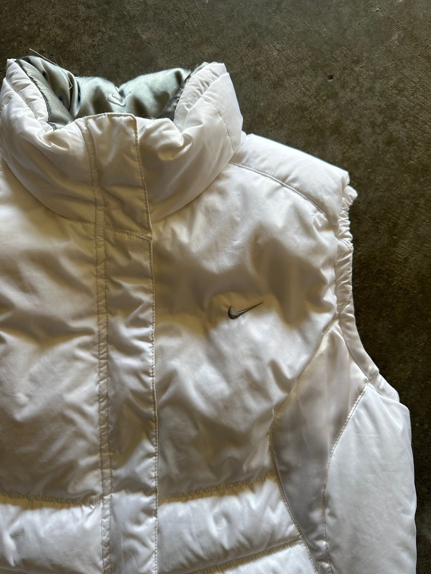 (M) 00s Nike Reversible Wmns Puffer Vest