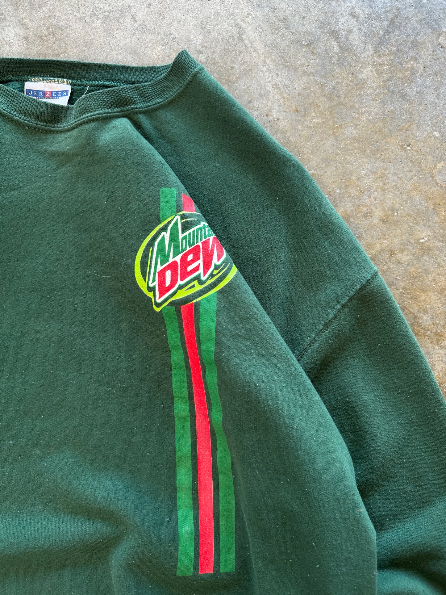 (XL) 00s Mountain Dew Sweatshirt