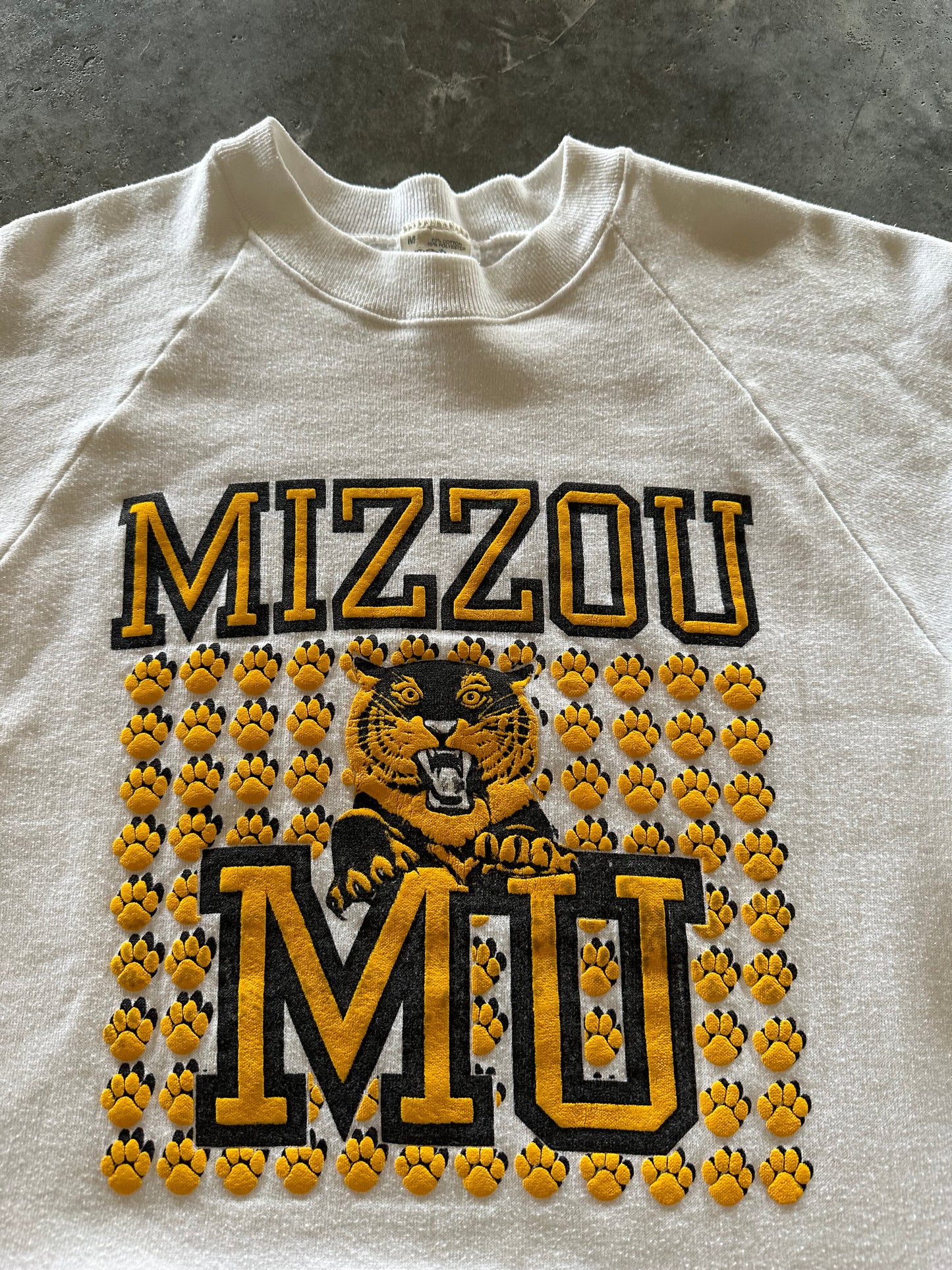 (M) White Mizzou Sweatshirt