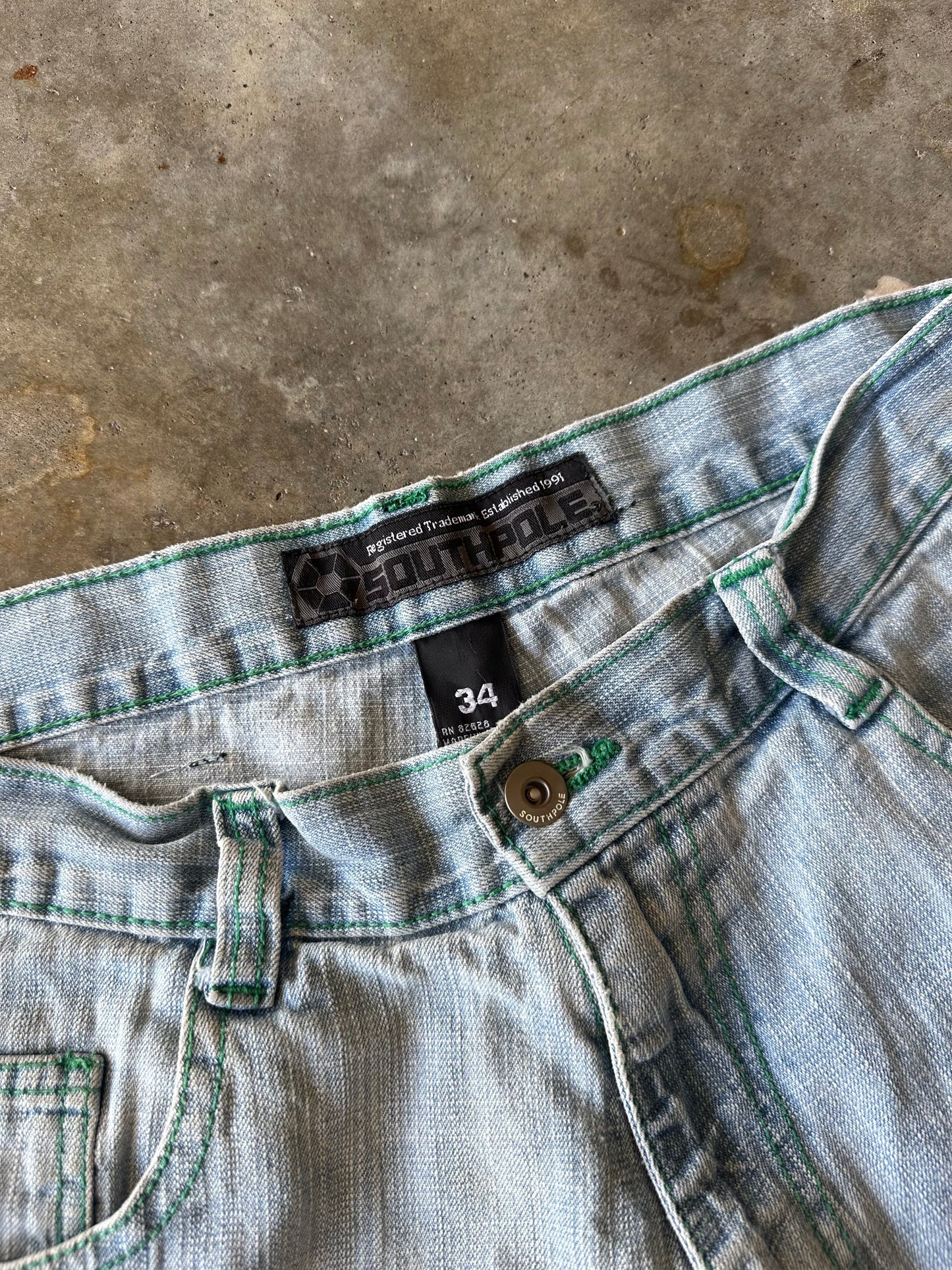 (34) Southpole Skull Embroidered Jorts