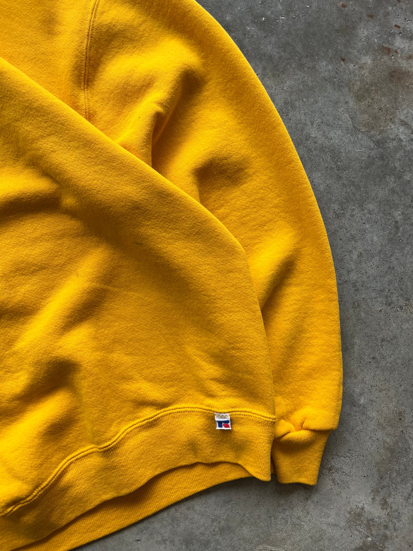 (L) Vintage Russell Yellow Sweatshirt