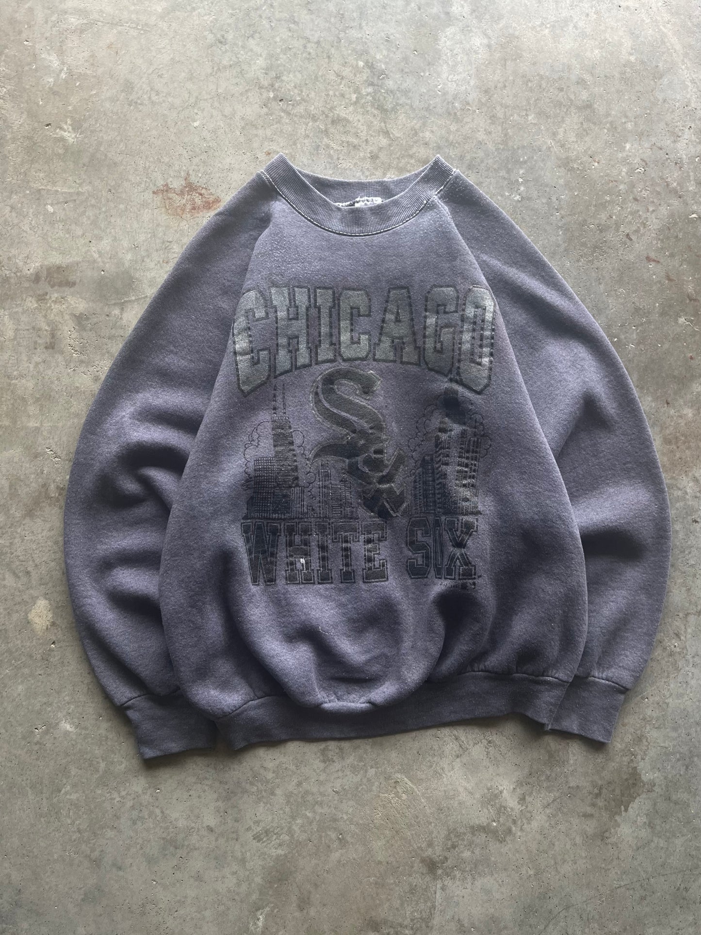 (M/L) Chicago White Sox Sweatshirt