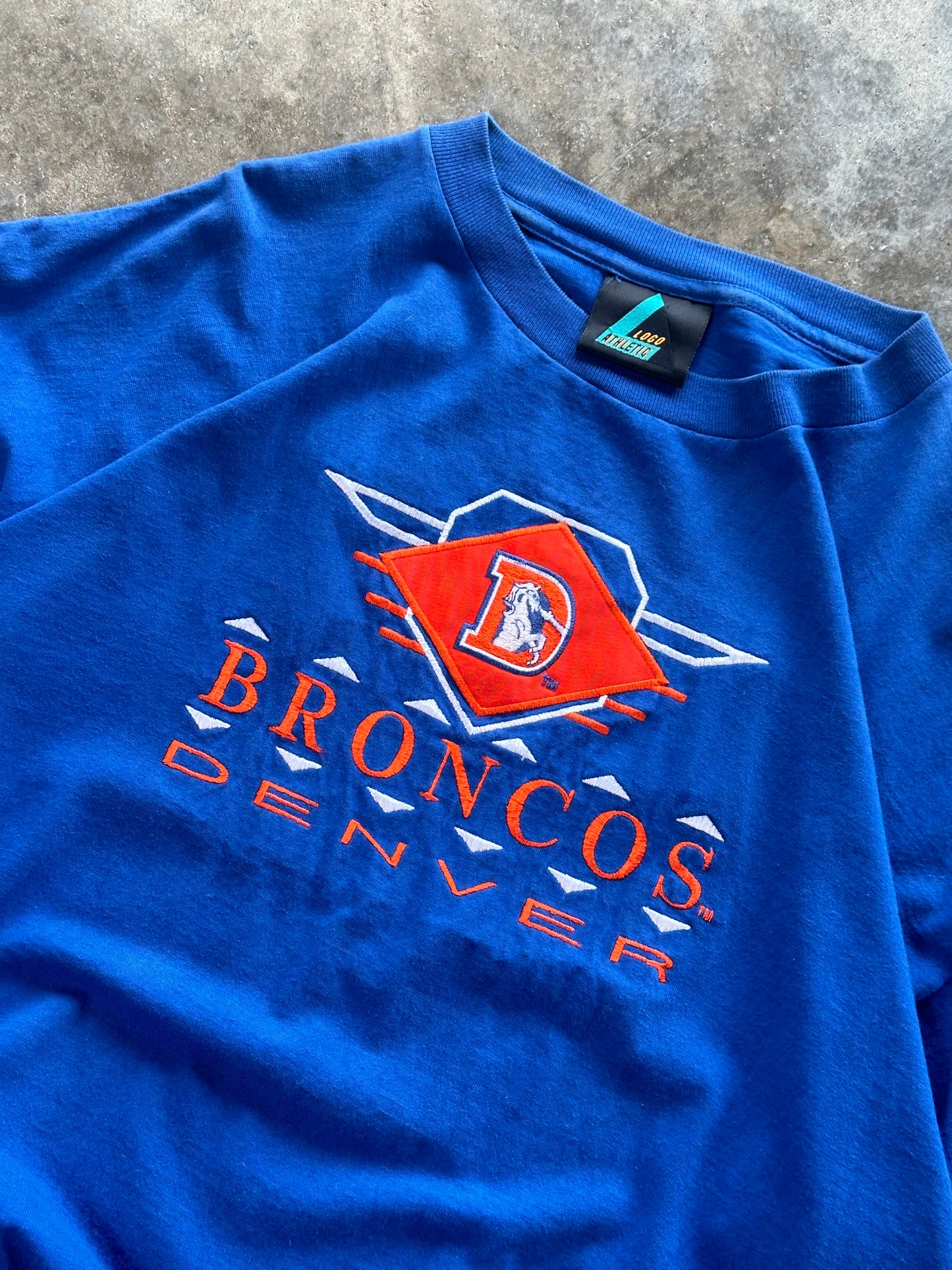 (XL) Vintage Broncos Tee