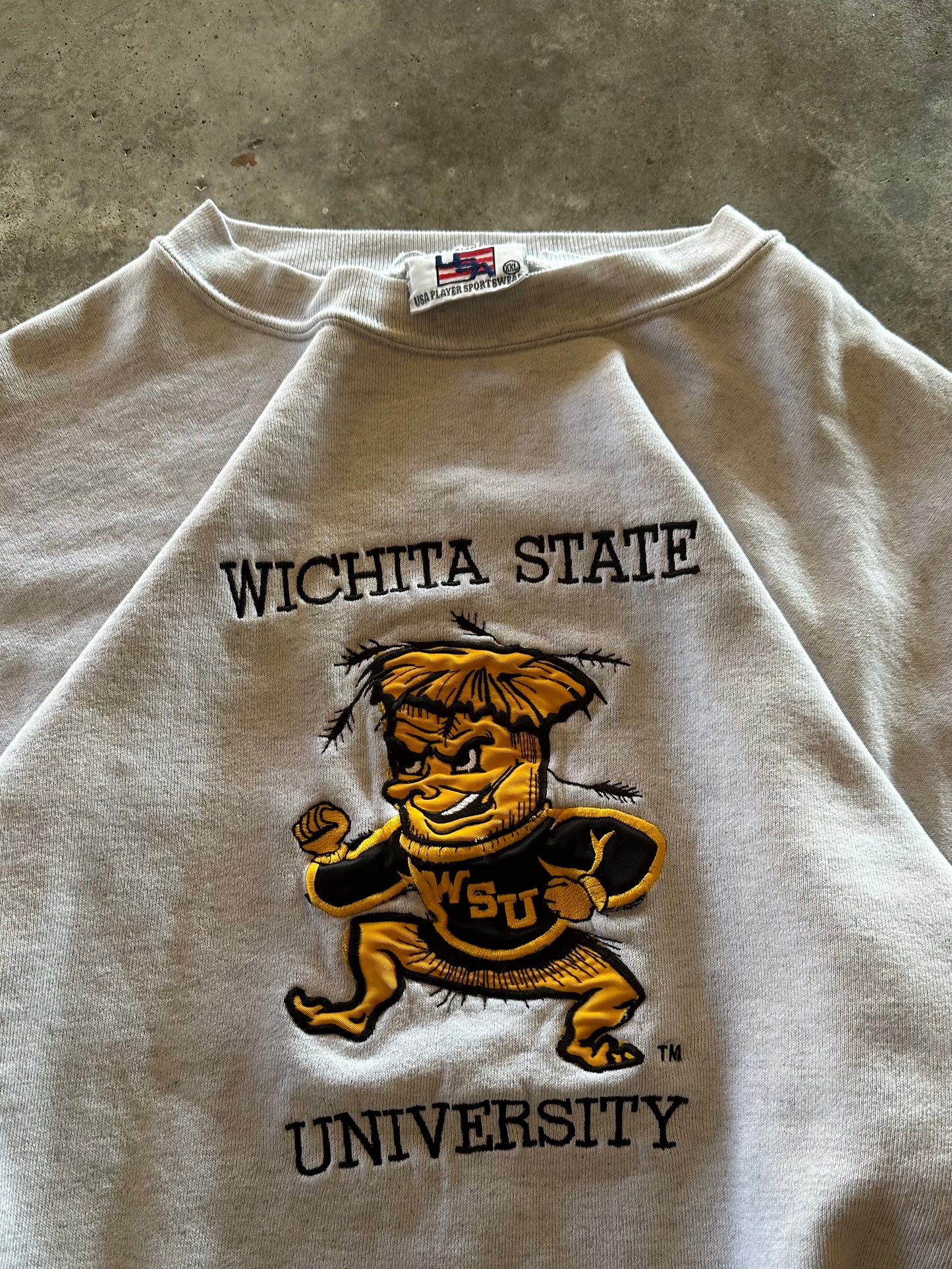 (XXL) Vintage 90s Wichita State Sweatshirt