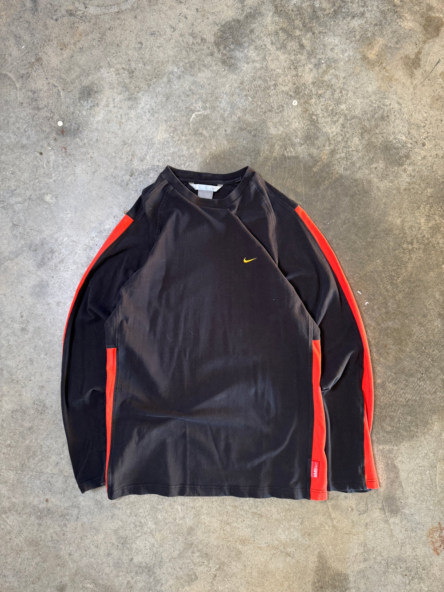 (M) Vintage Nike Athletic Longsleeve