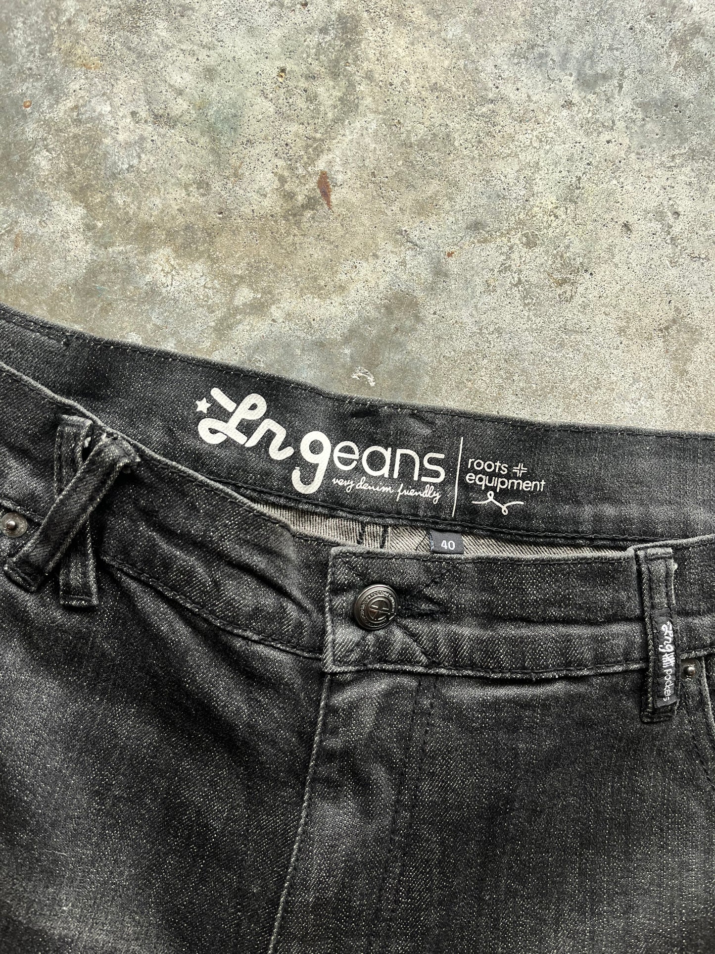 (40) Ln Geans Jorts