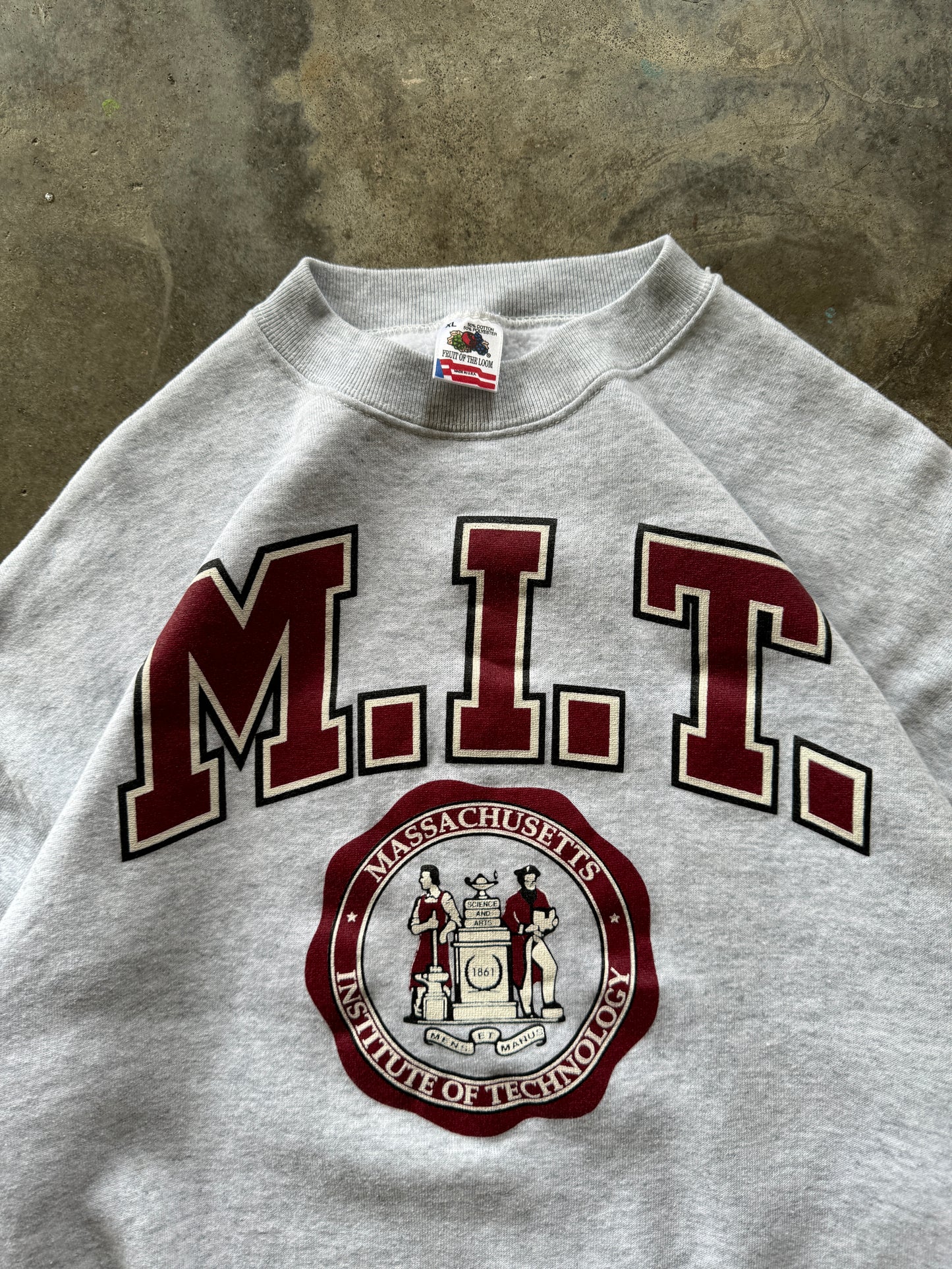 (XL) Vintage M.I.T. Sweatshirt