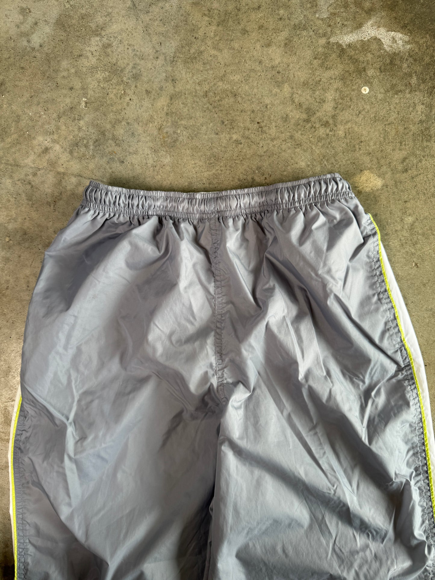 (L) 00s Nike Nylon Pants