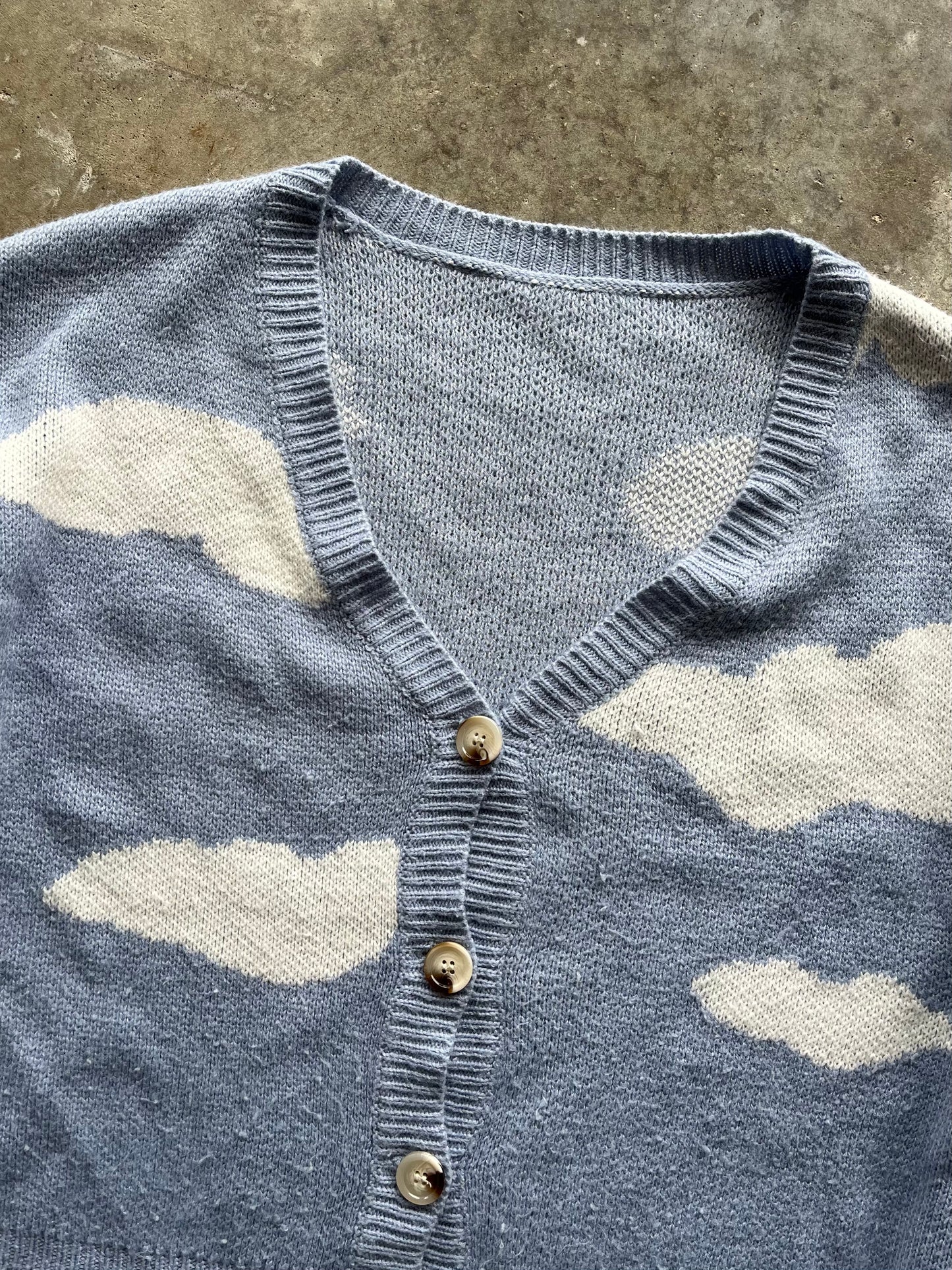 (M) Vintage Knit Sky Cardigan