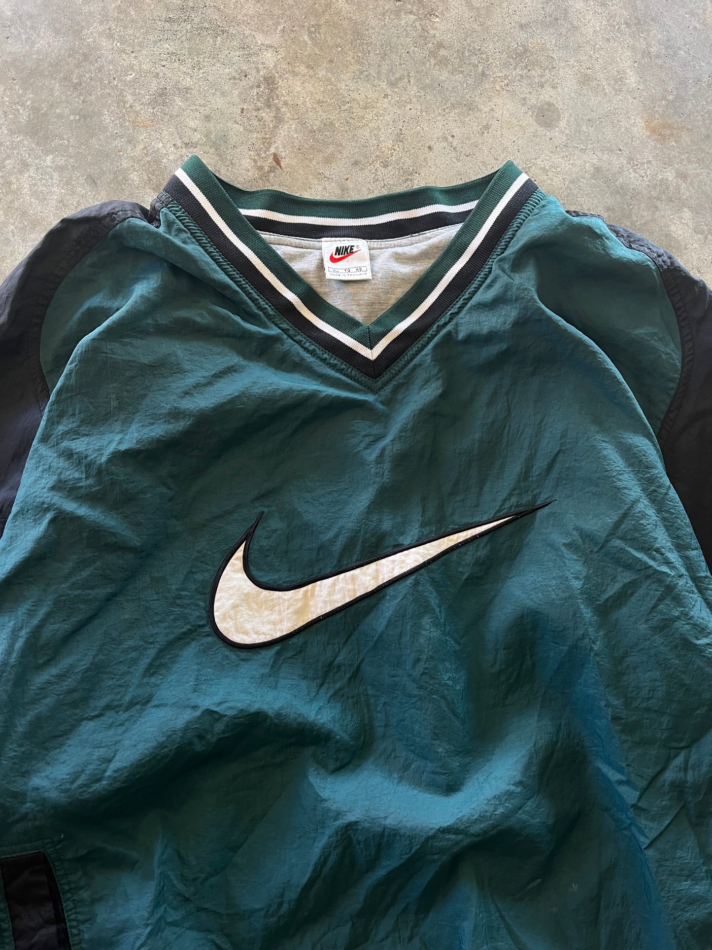 (XL) Vintage Nike Big Swoosh Windbreaker