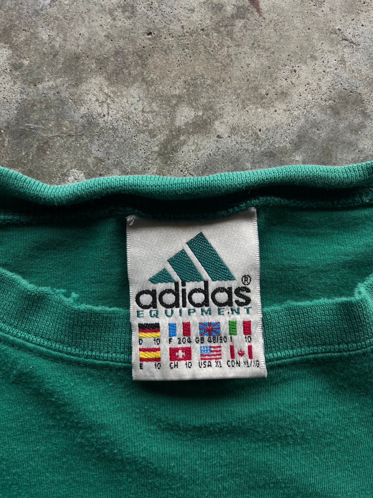 (XL) Vintage Adidas Tee