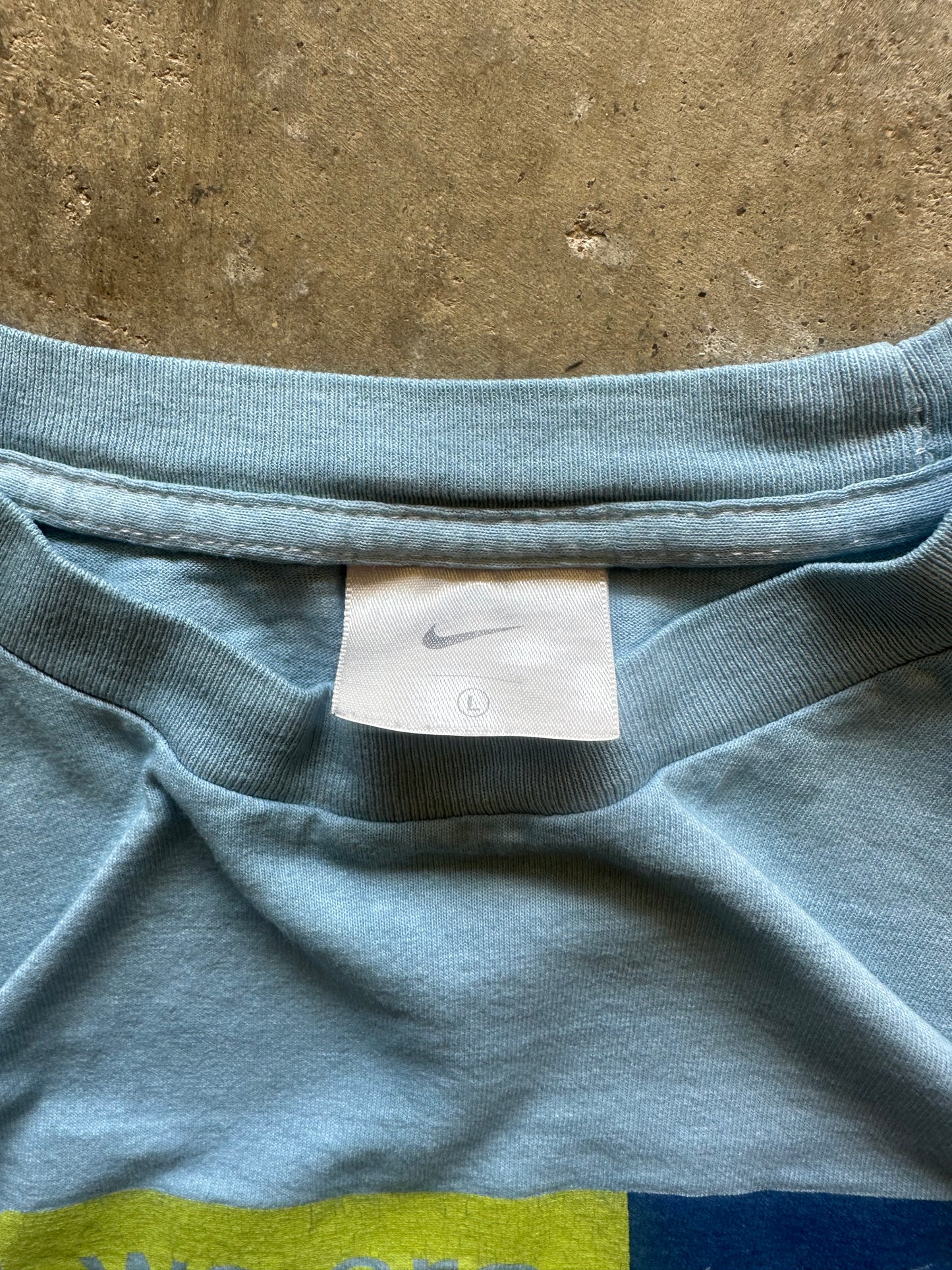 (L) Vintage Nike Long Sleeve Tee