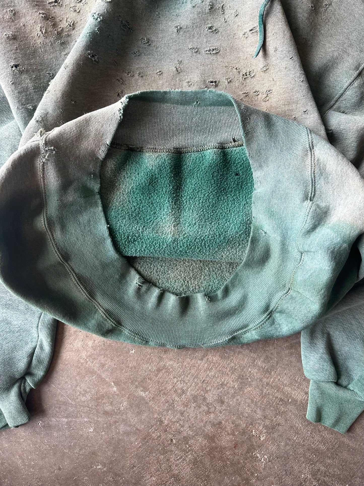 (XL) Vintage 90s Russell Pine Green Thrashed Hoodie