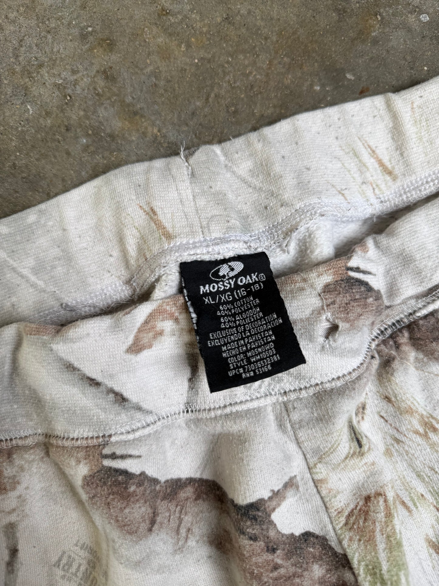 (M) Vintage White Camo Sweatpants