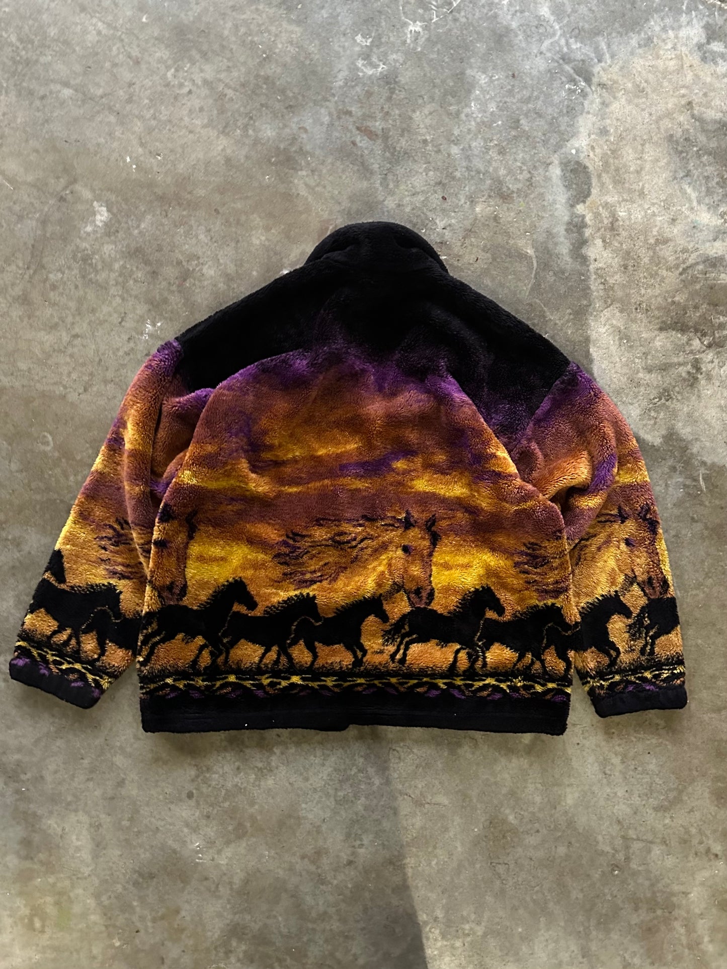 (L) Vintage Horse Sunset Fleece