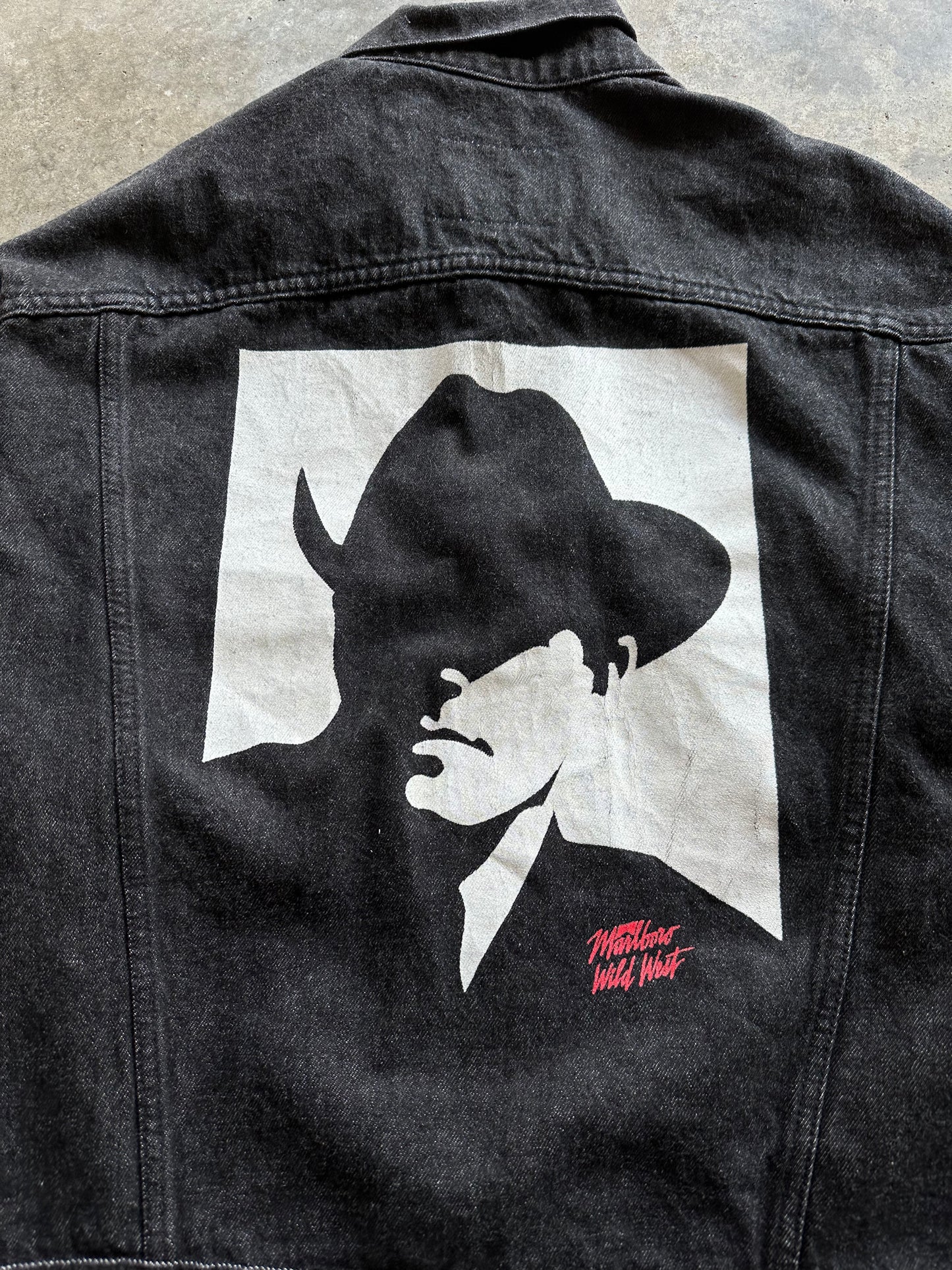 (XL) Vintage 90s Marlboro Dark Denim Jacket