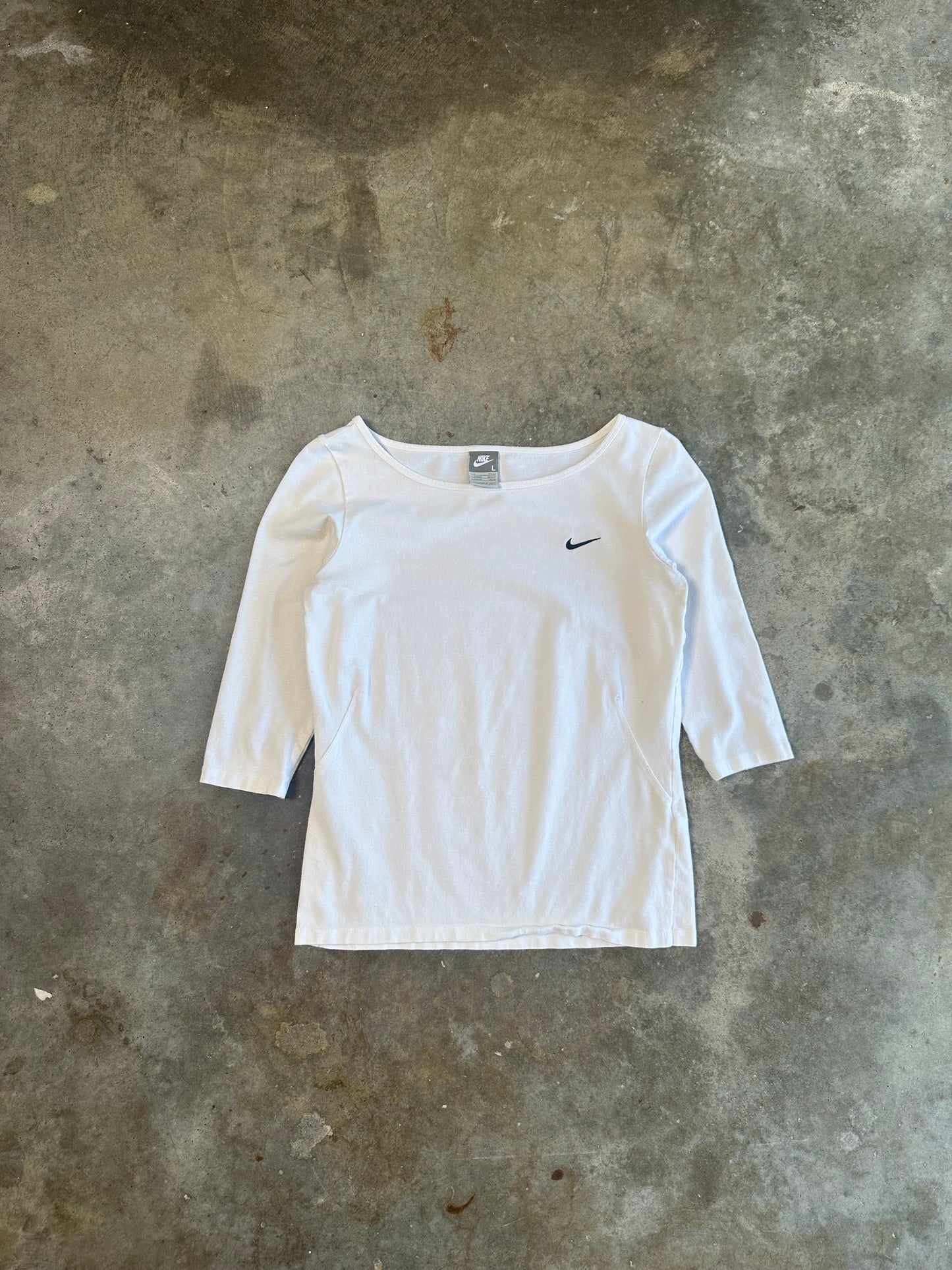 (L) Wmns Nike 3/4’s Sleeve